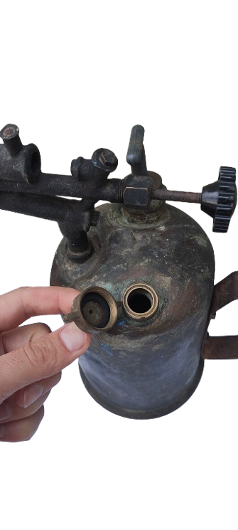 Ретро бензинова горелка от бронз– втора употреба