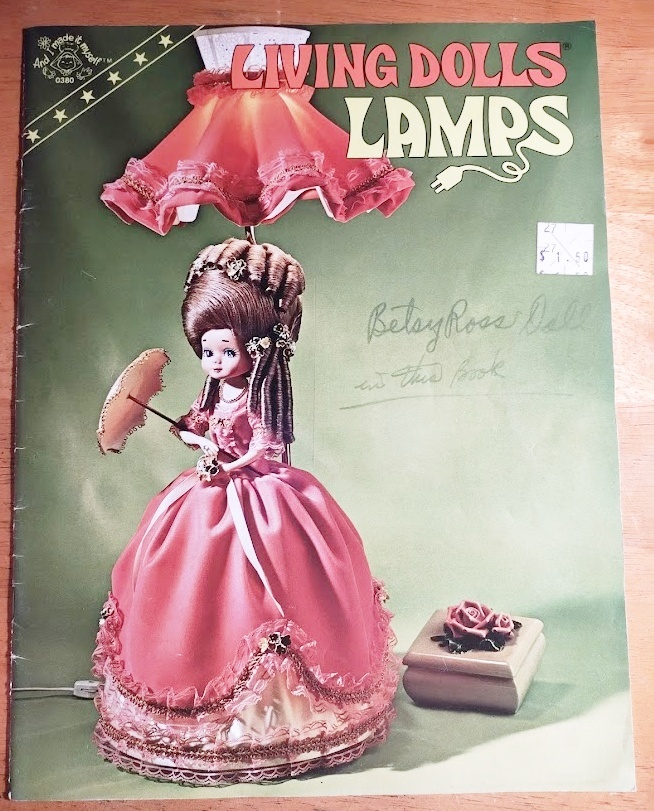 Living Dolls Lamps How To Book Softcover By: Mangelsen's 1976