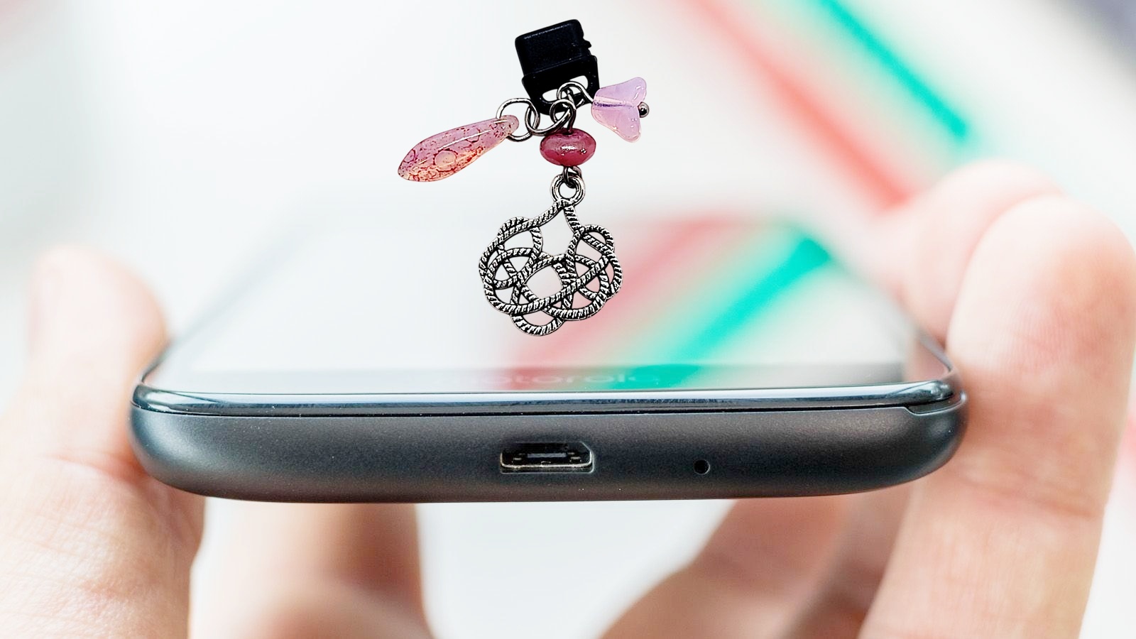 Celtic Knot Beaded Beaded Dust Plug Phone Charm