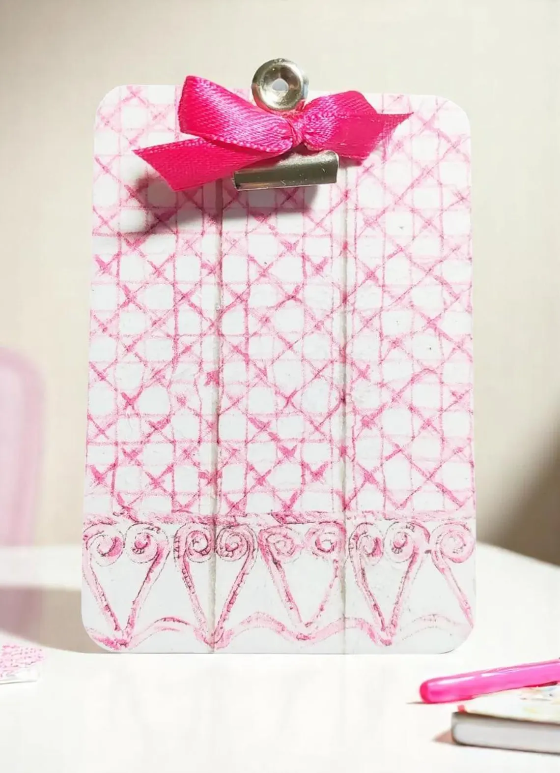 Decorative Small Pink Girly Desk Frame