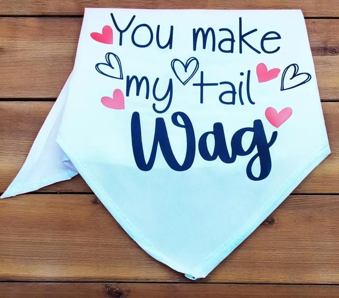Medium White You Make My Tail Wag Dog Bandana `