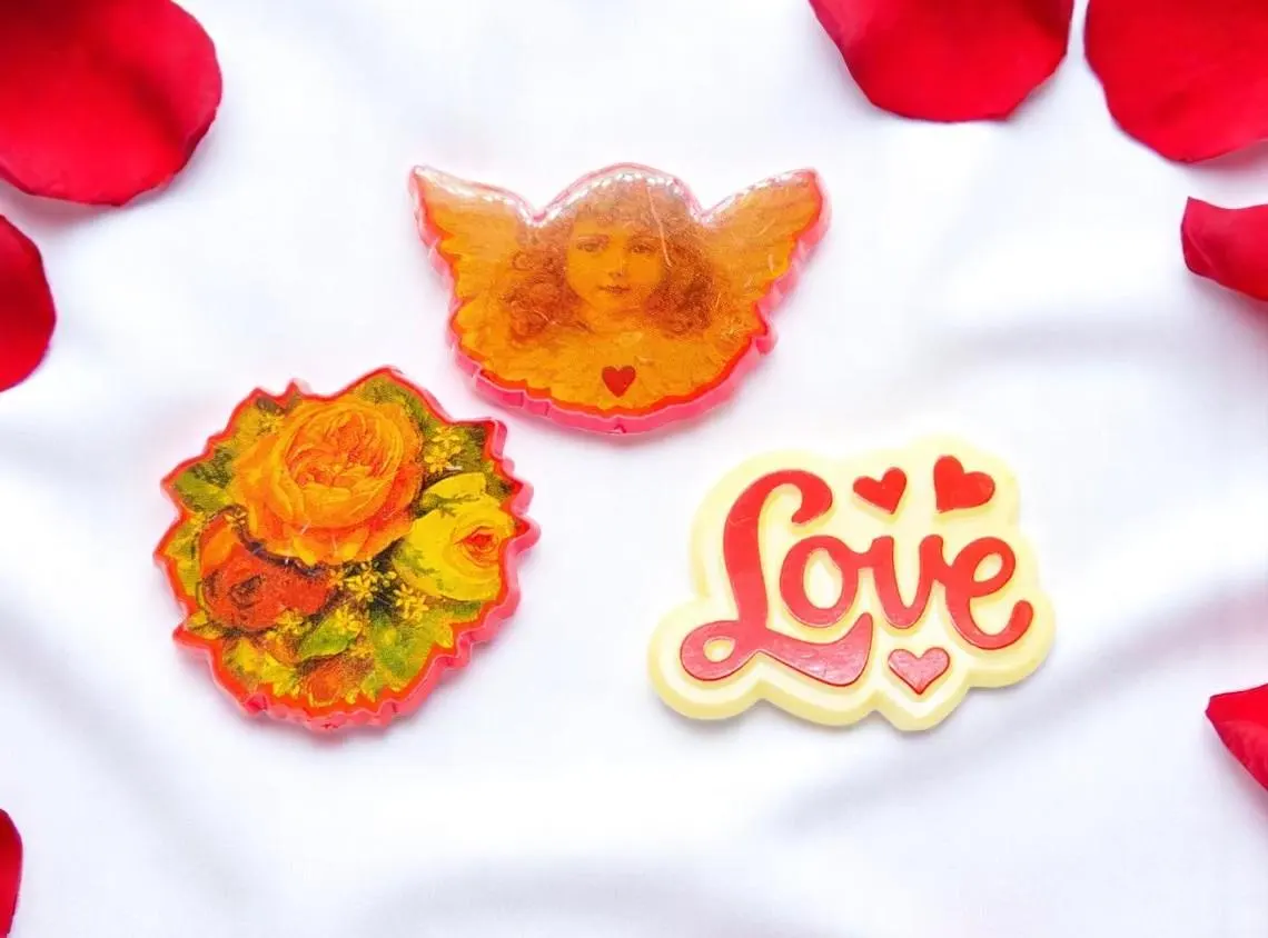 1989 Hallmark Valentine's Day Cupid, Flowers, Love Pin Lot 