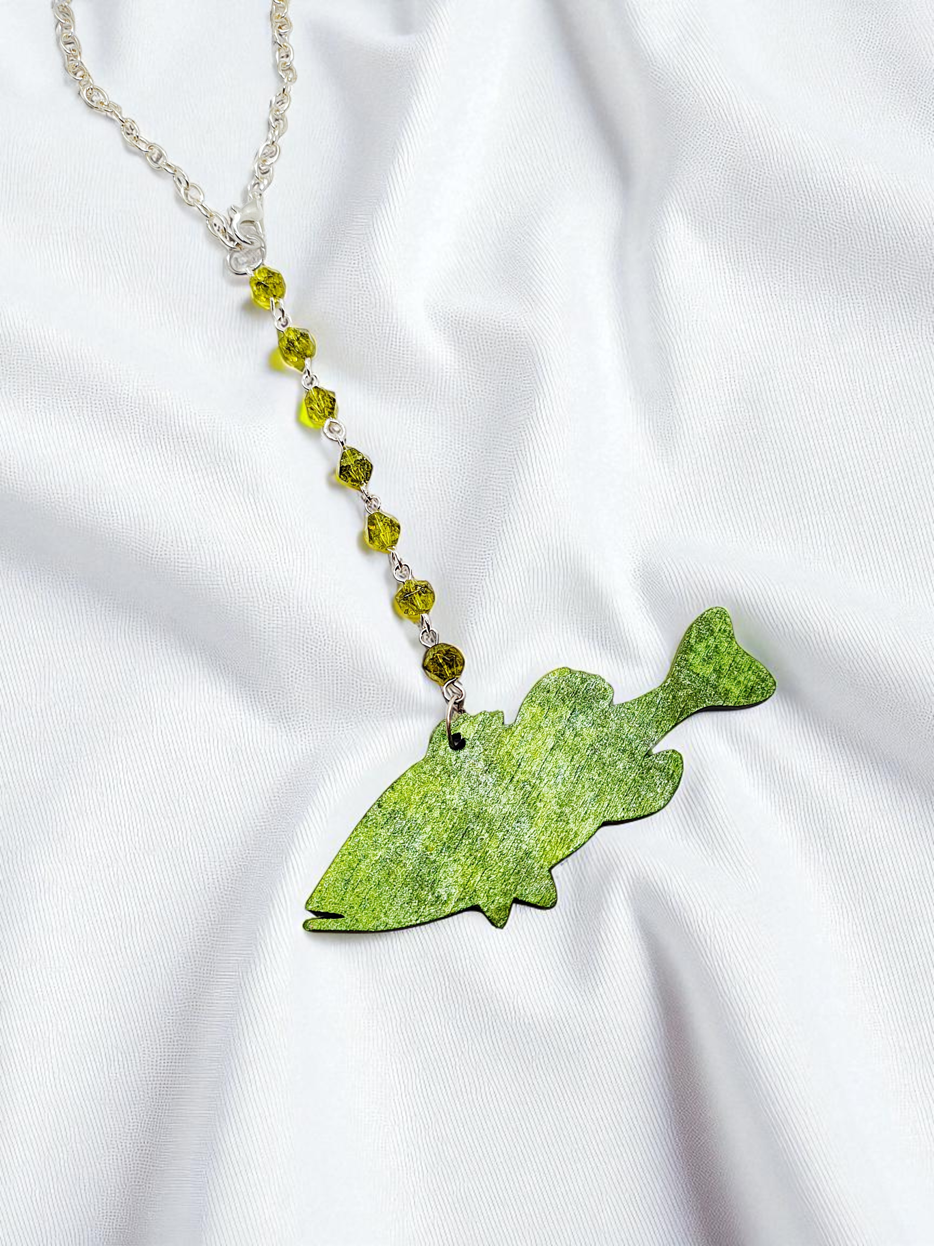 Wooden Bass Fish & Peridot Gemstone Hanging Rear View Mirror Car Charm