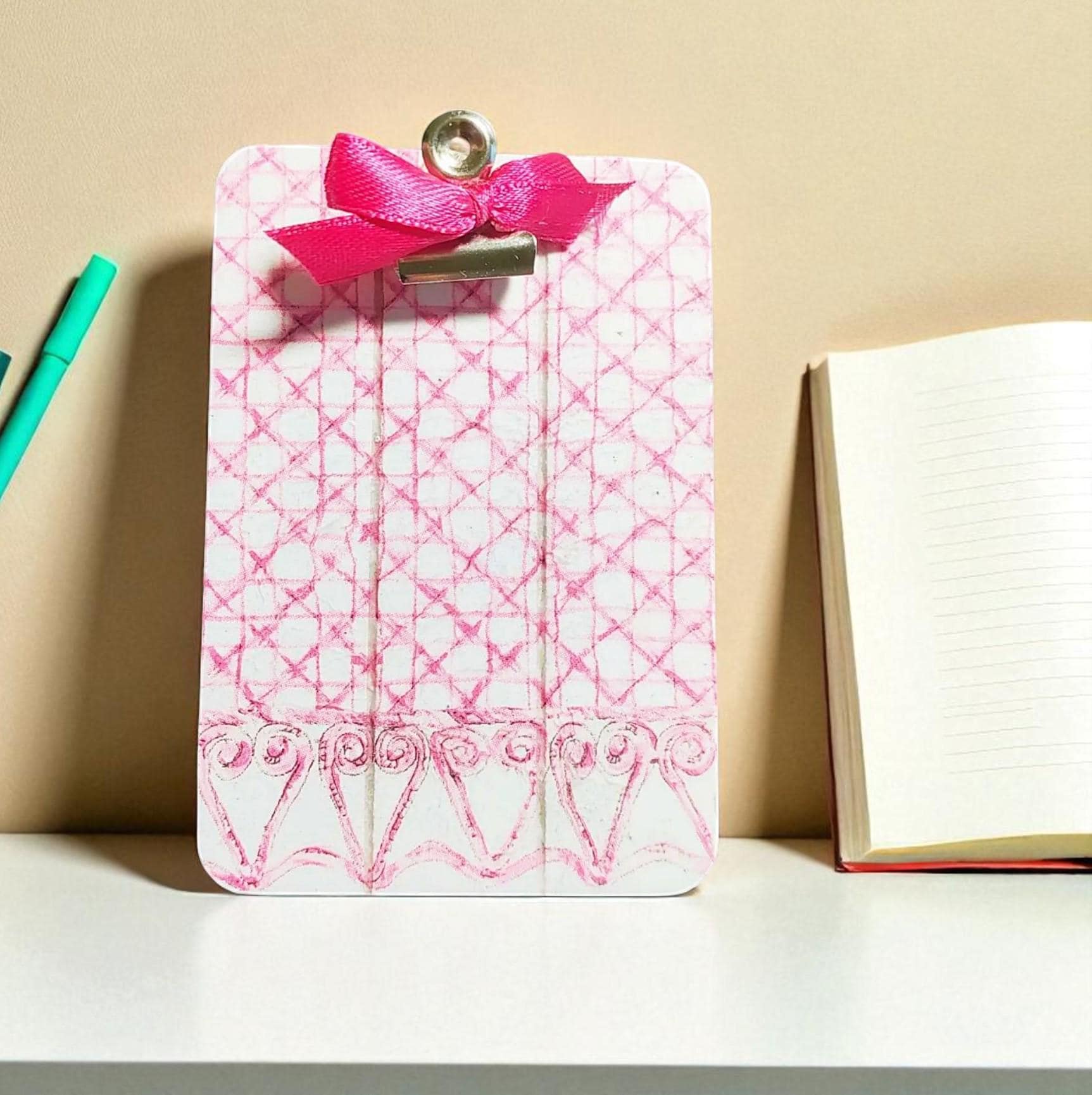 Decorative Small Pink Girly Desk Frame