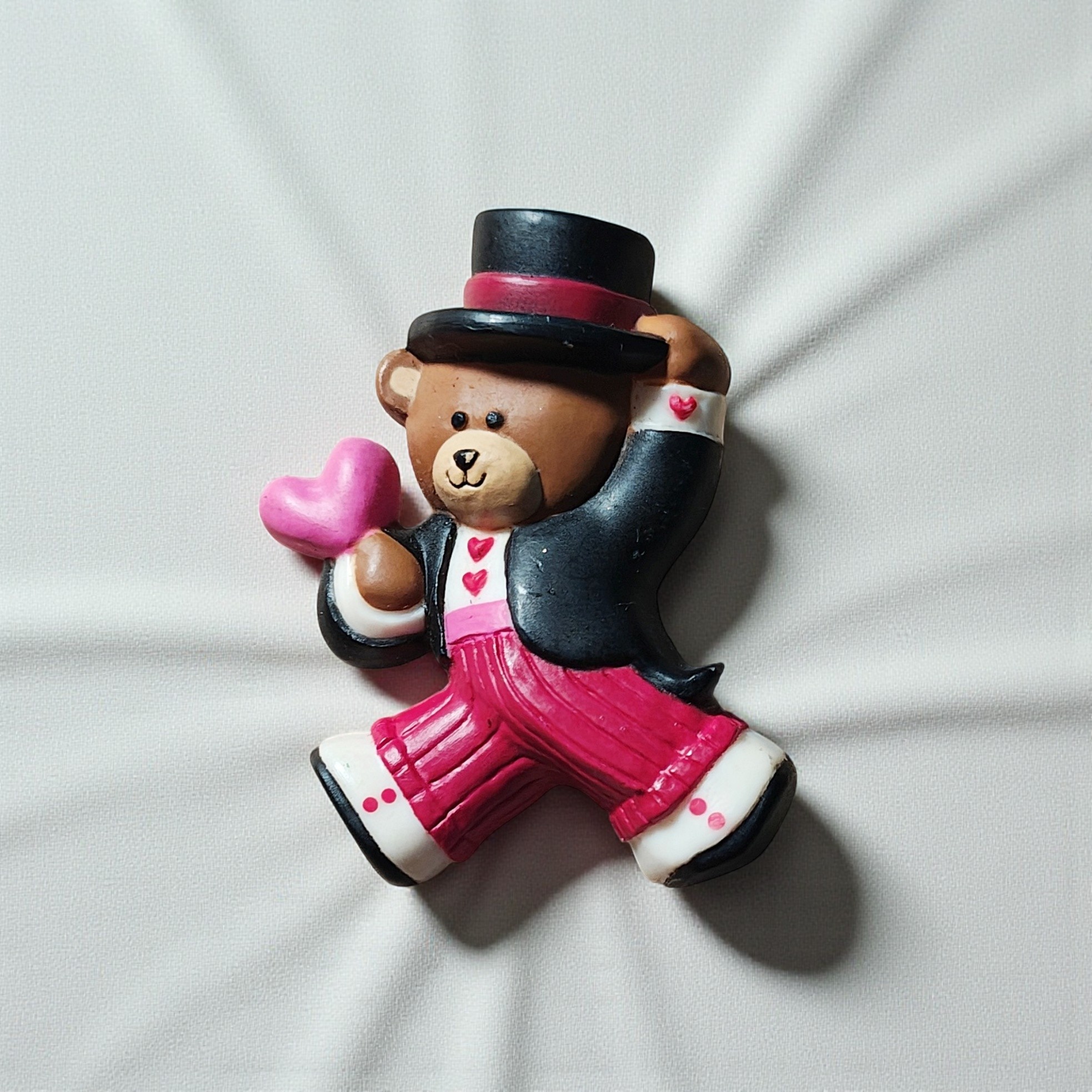 Vintage 1986 Hallmark Valentine's Day Teddy Bear with Top Hat Lapel Pin
