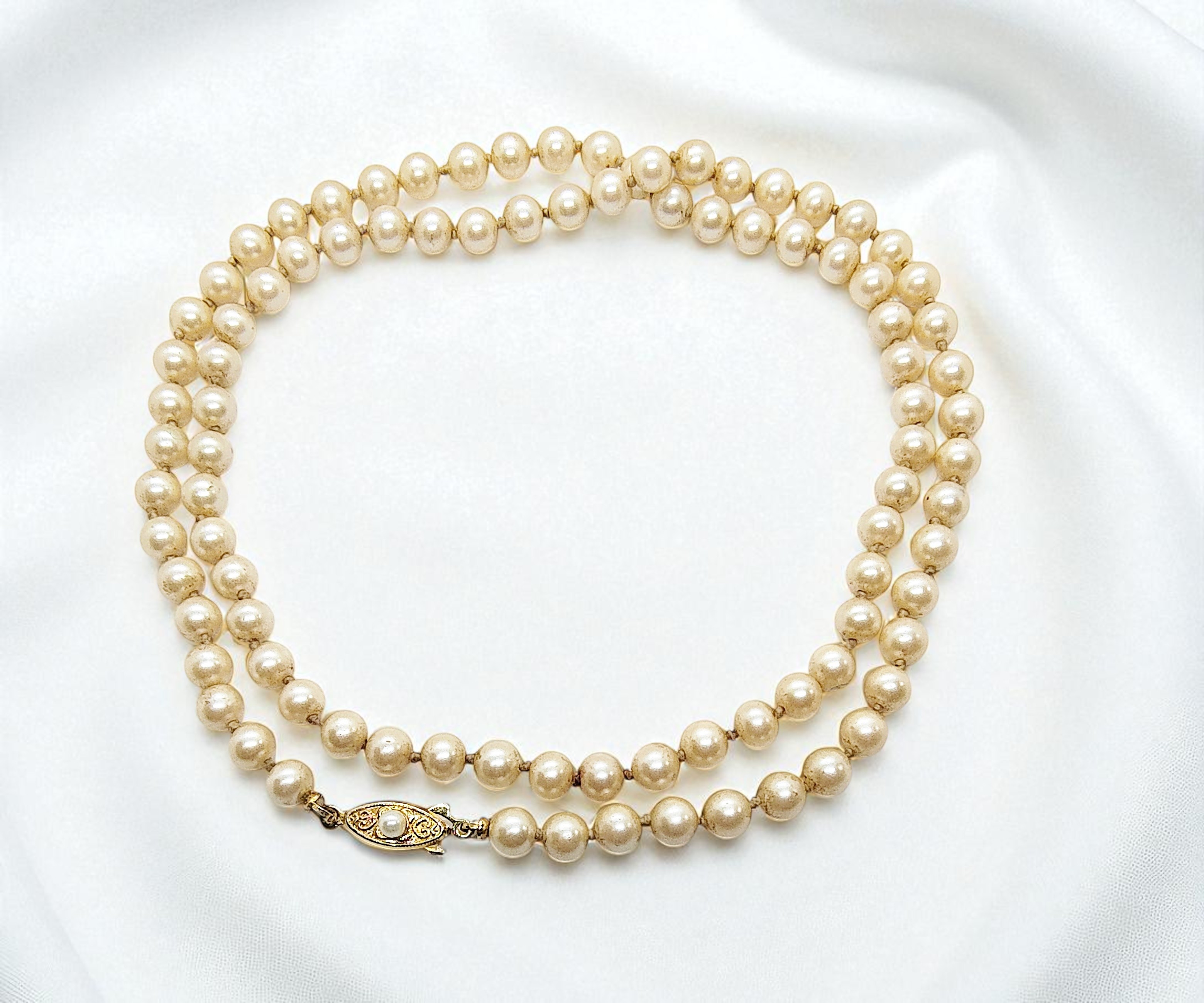 Ivory White Glass Pearl Necklace - 25 Inches 