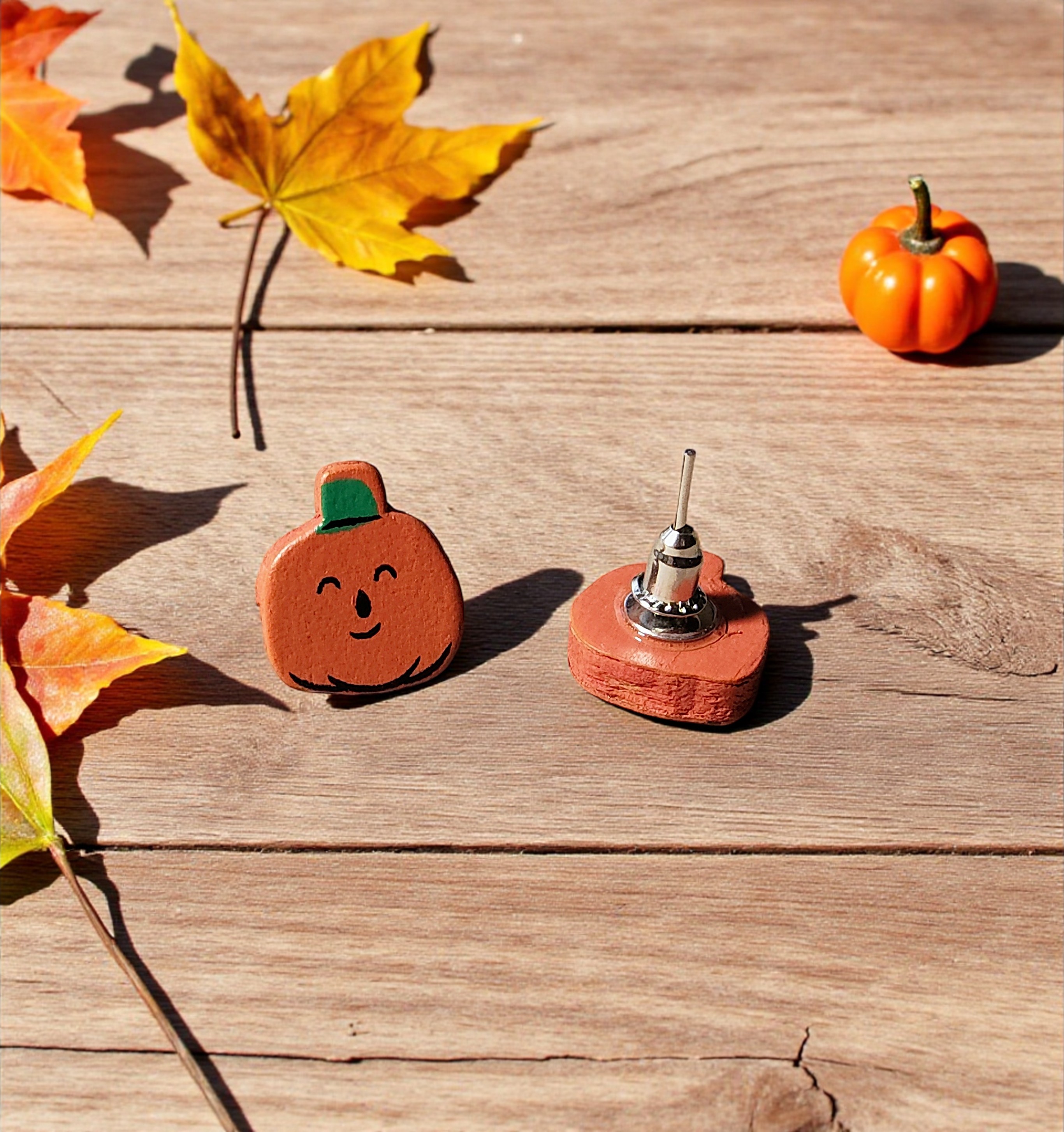 Cute Wood Orange Pumpkin Post Earrings