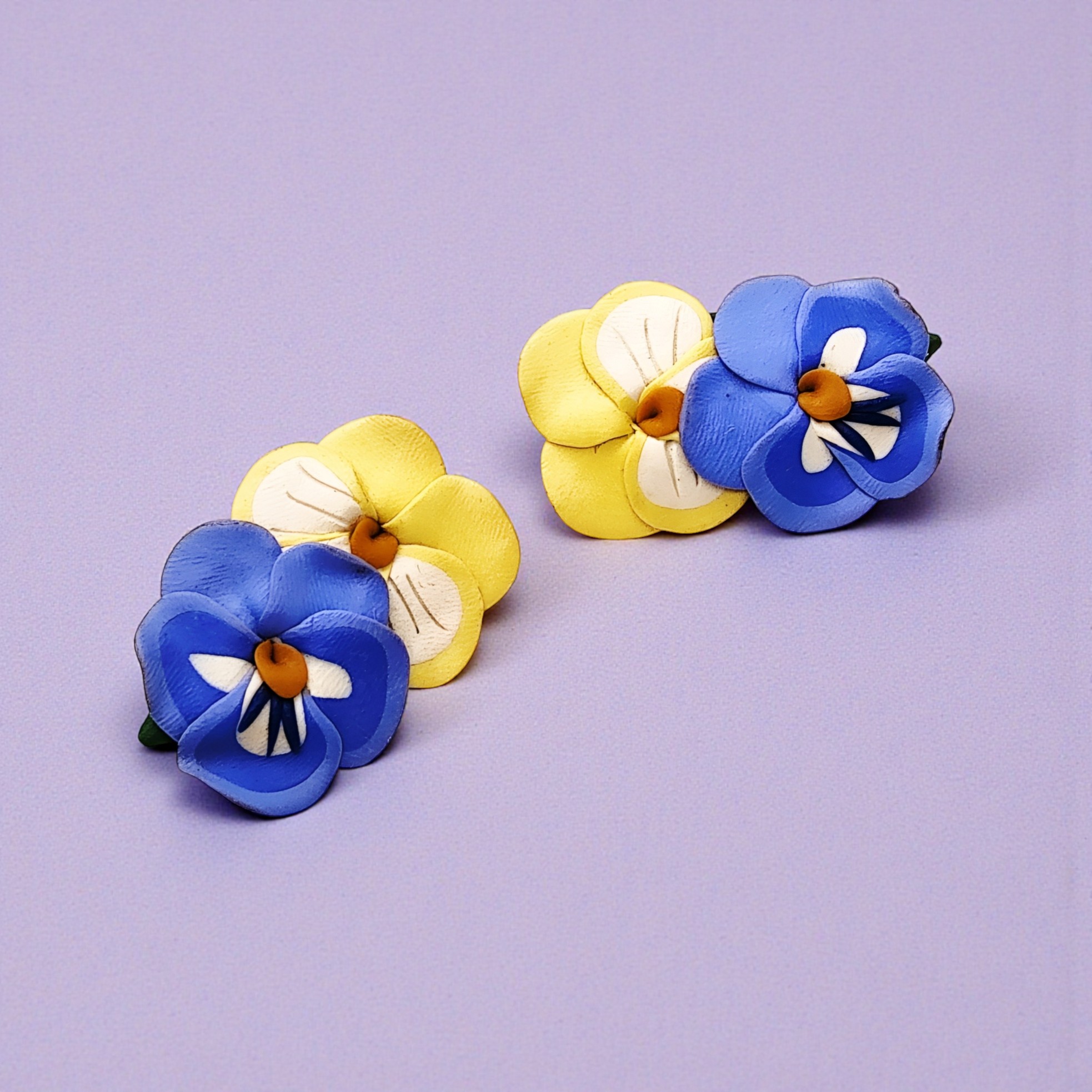 Vintage Clay Pansy Clip on Earrings 