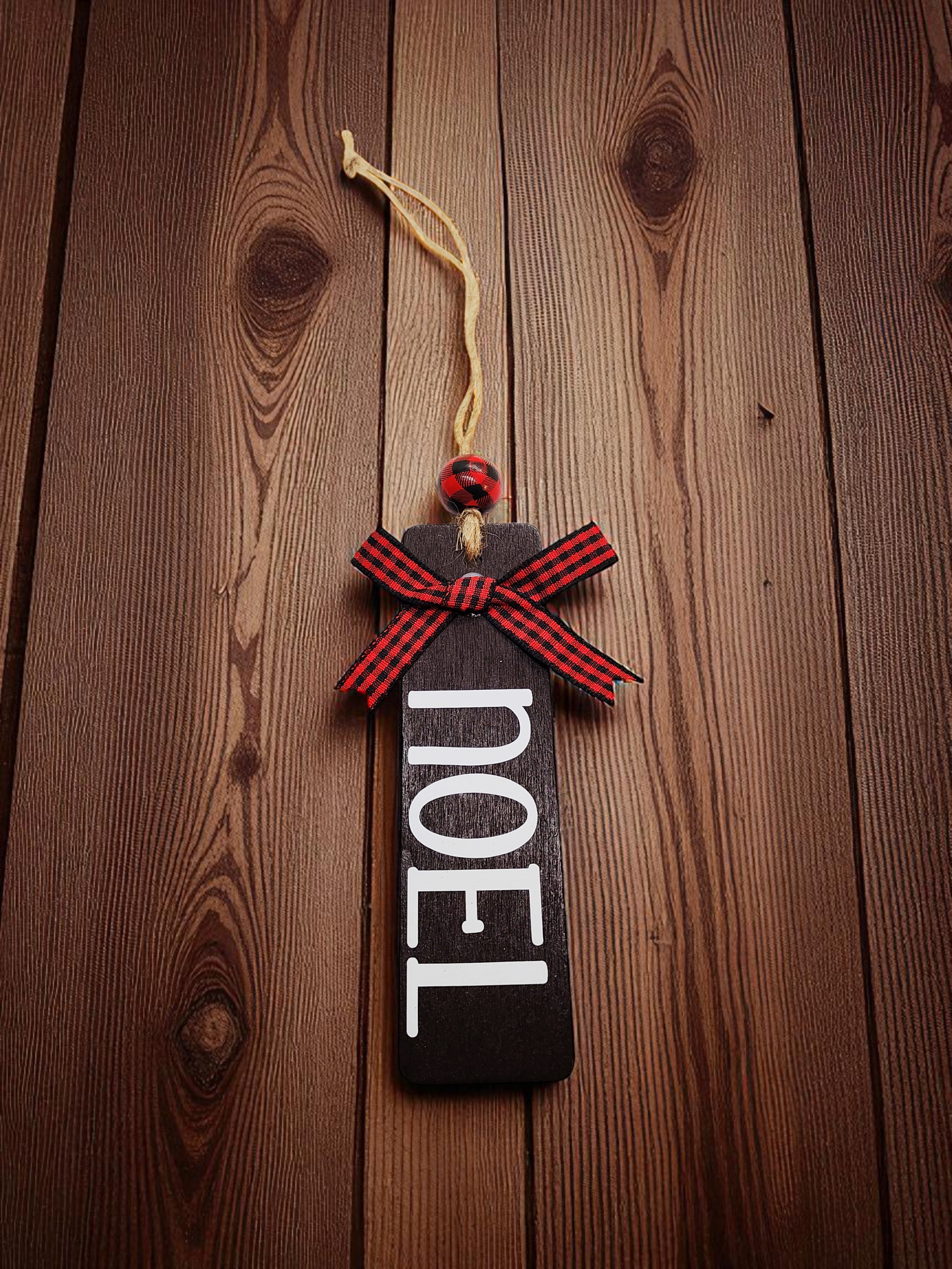 Black and Red Plaid Noel Wooden Door Hanger 