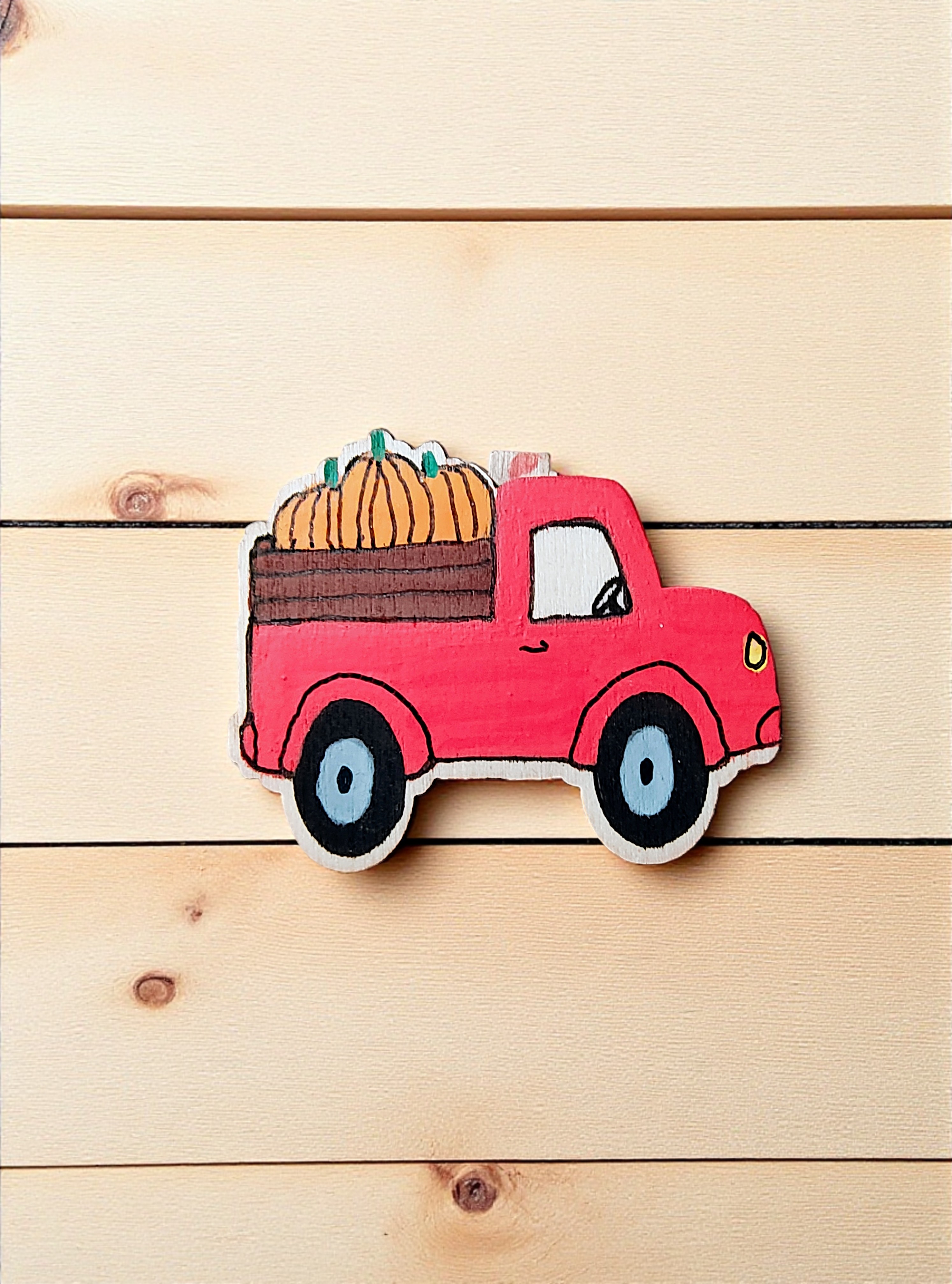 Cute Small Wooden Autumn Truck Clothespins