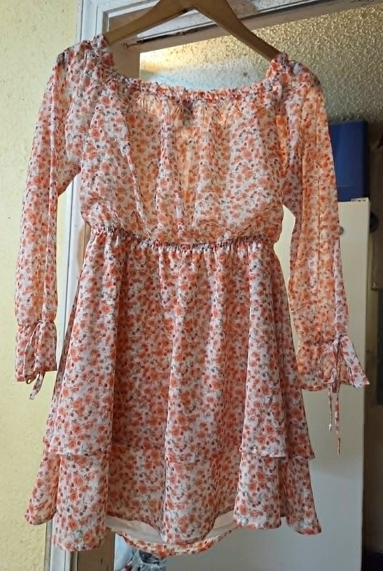 Rue21 Women's Medium Floral Mini Dress Peach Long Sleeve Peasant Boho Tiered Dress