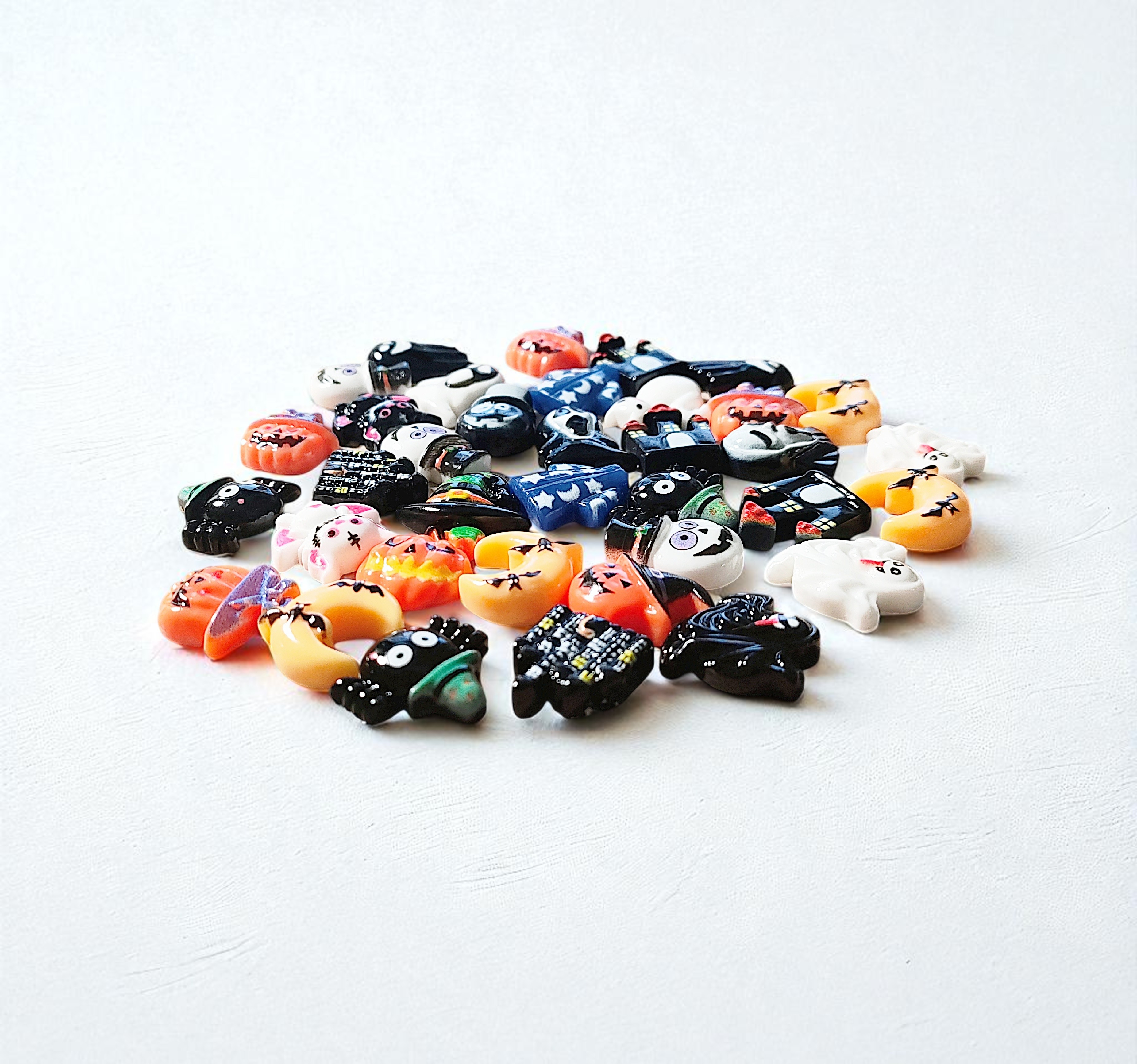 10 Pcs Halloween Mix Resin Flat Backs