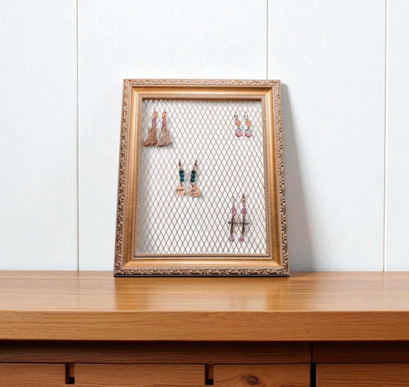 Ornate Gold Frame Jewelry Organizer 
