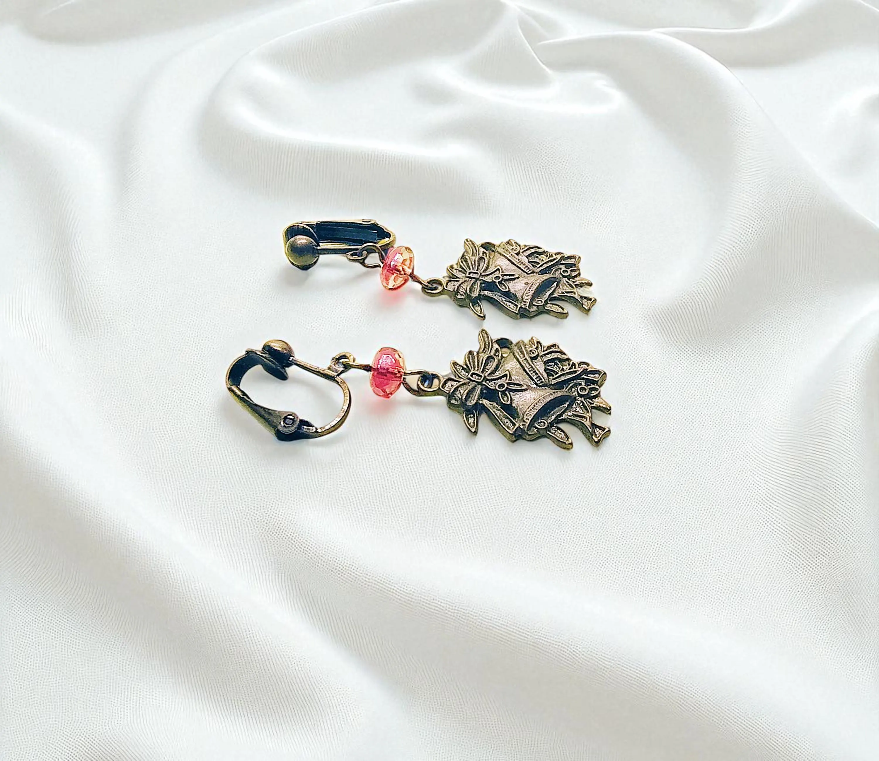 Bronze Christmas Dangle Clip on Earrings 