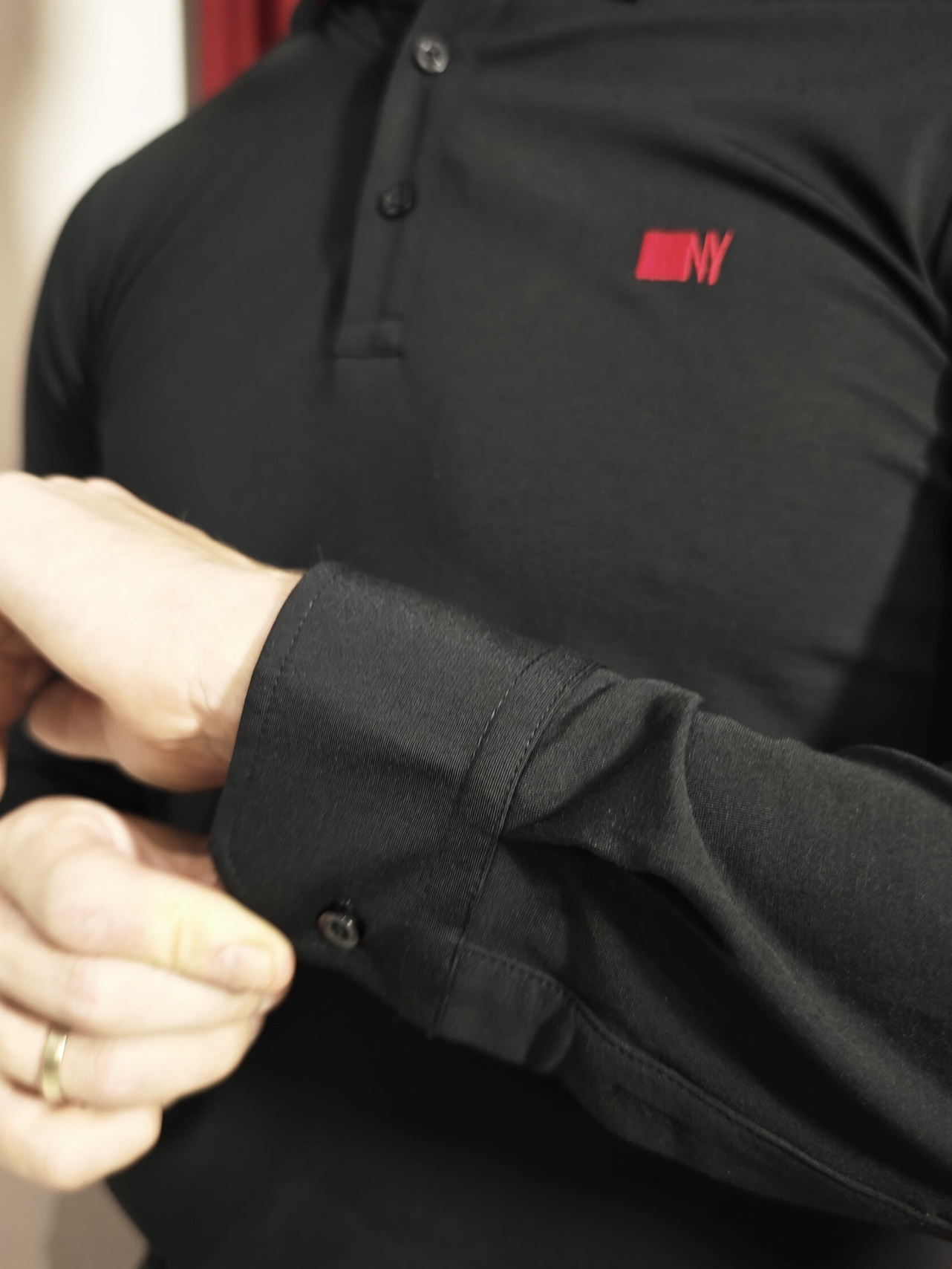 NY Longsleeves Polo Shirt w/ wrist button - Black
