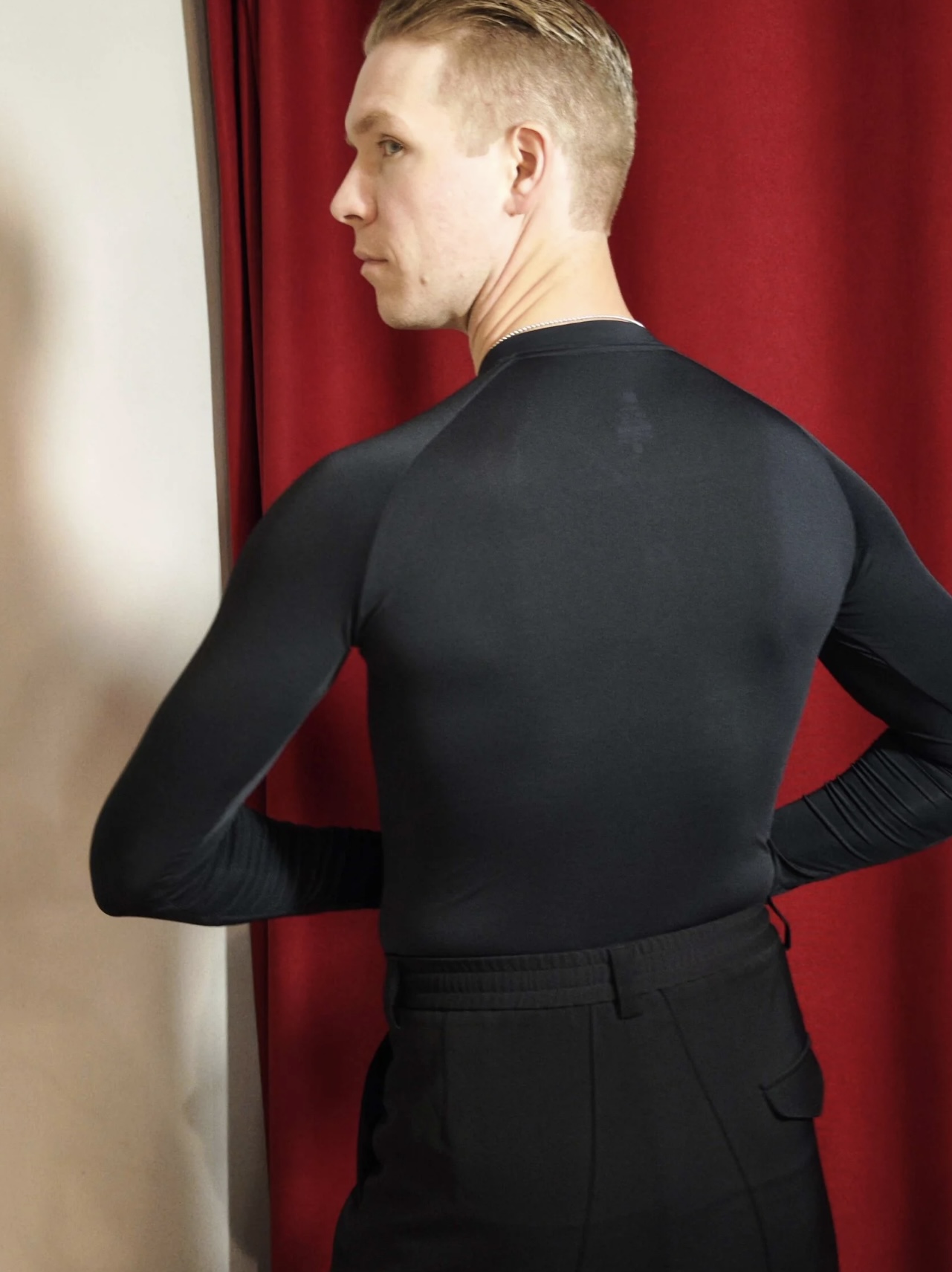 NY 3-buttoned Longsleeves