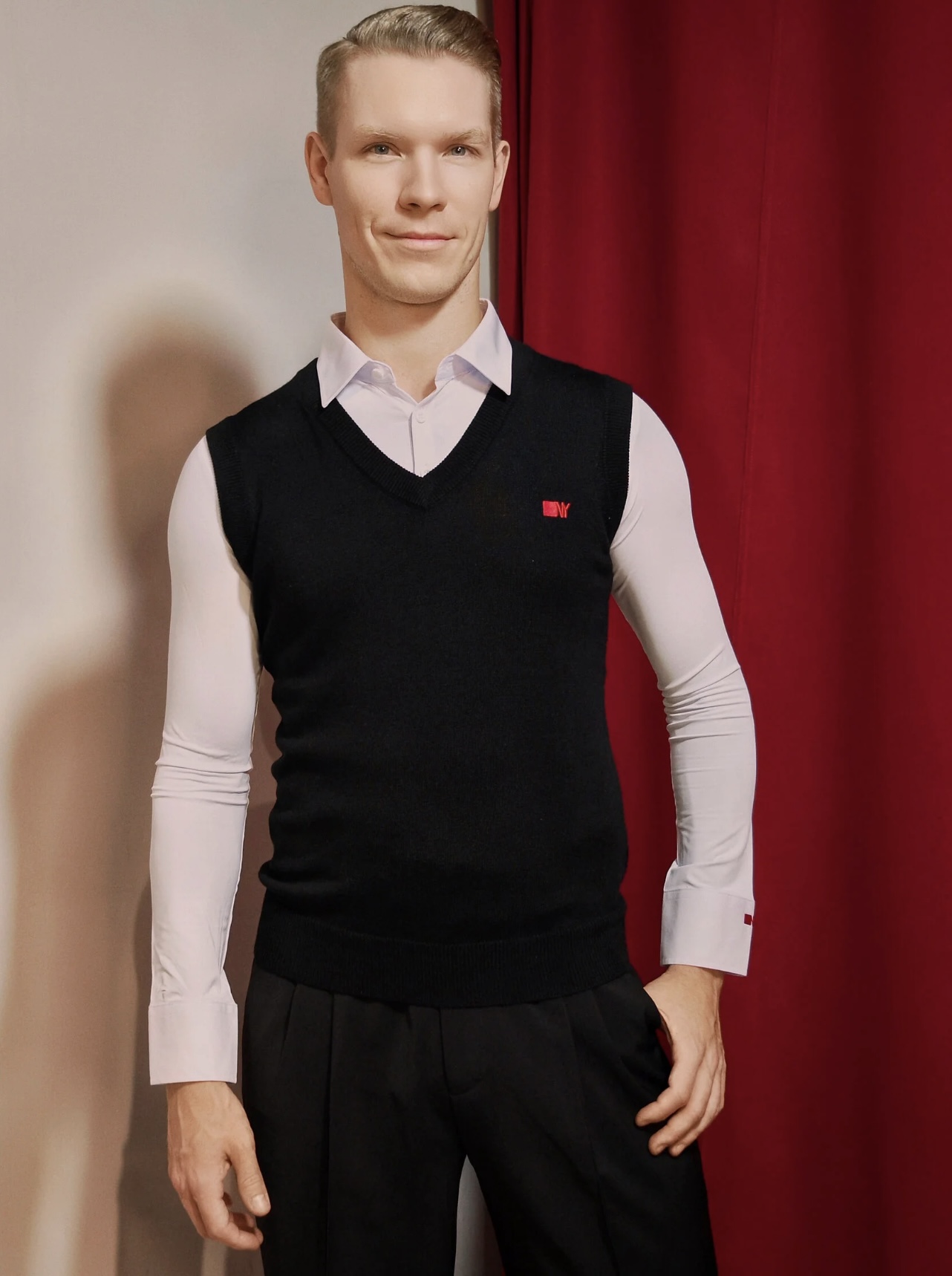 NY Knitted Vest