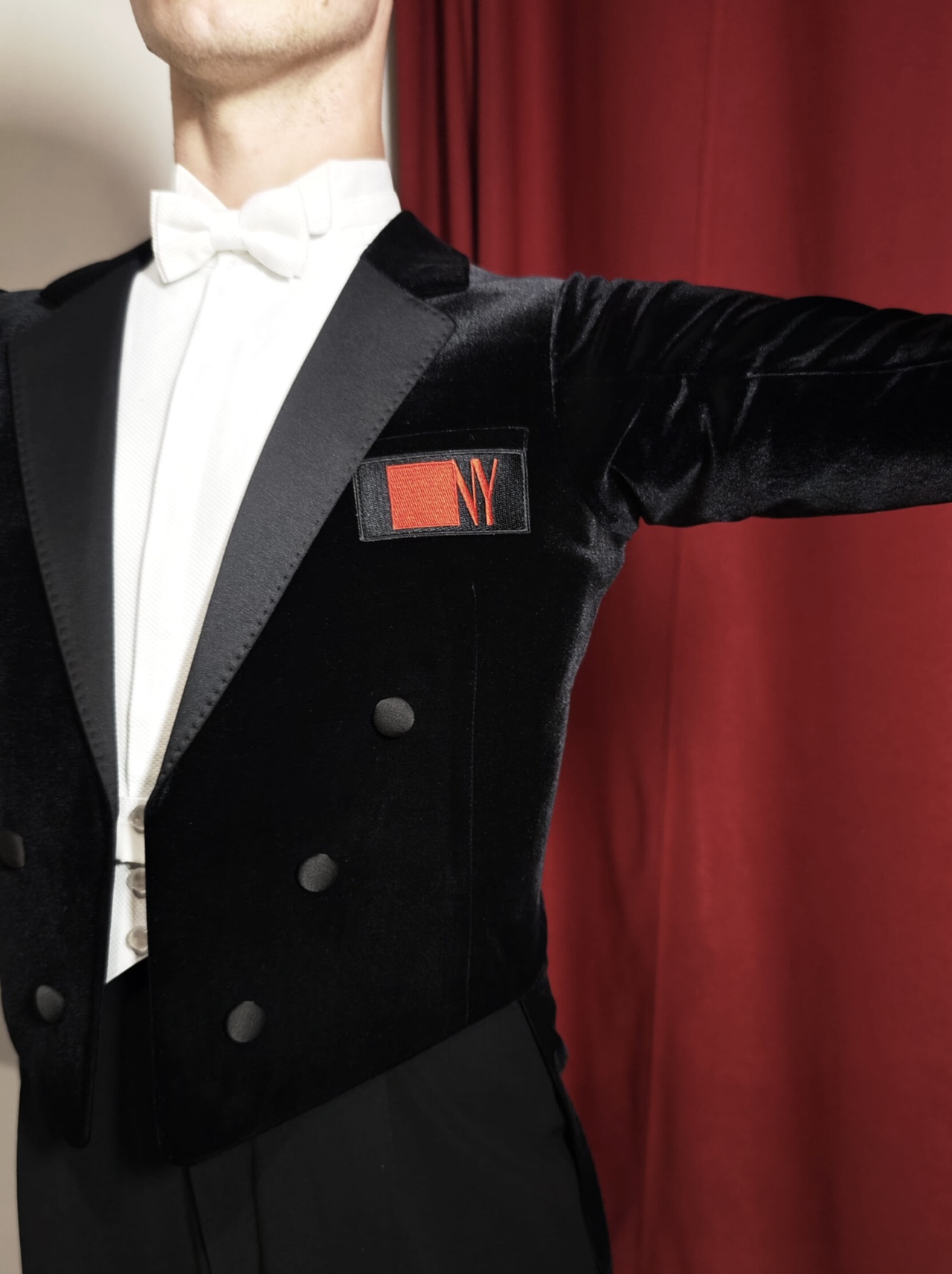 NY Velvet Tailsuit