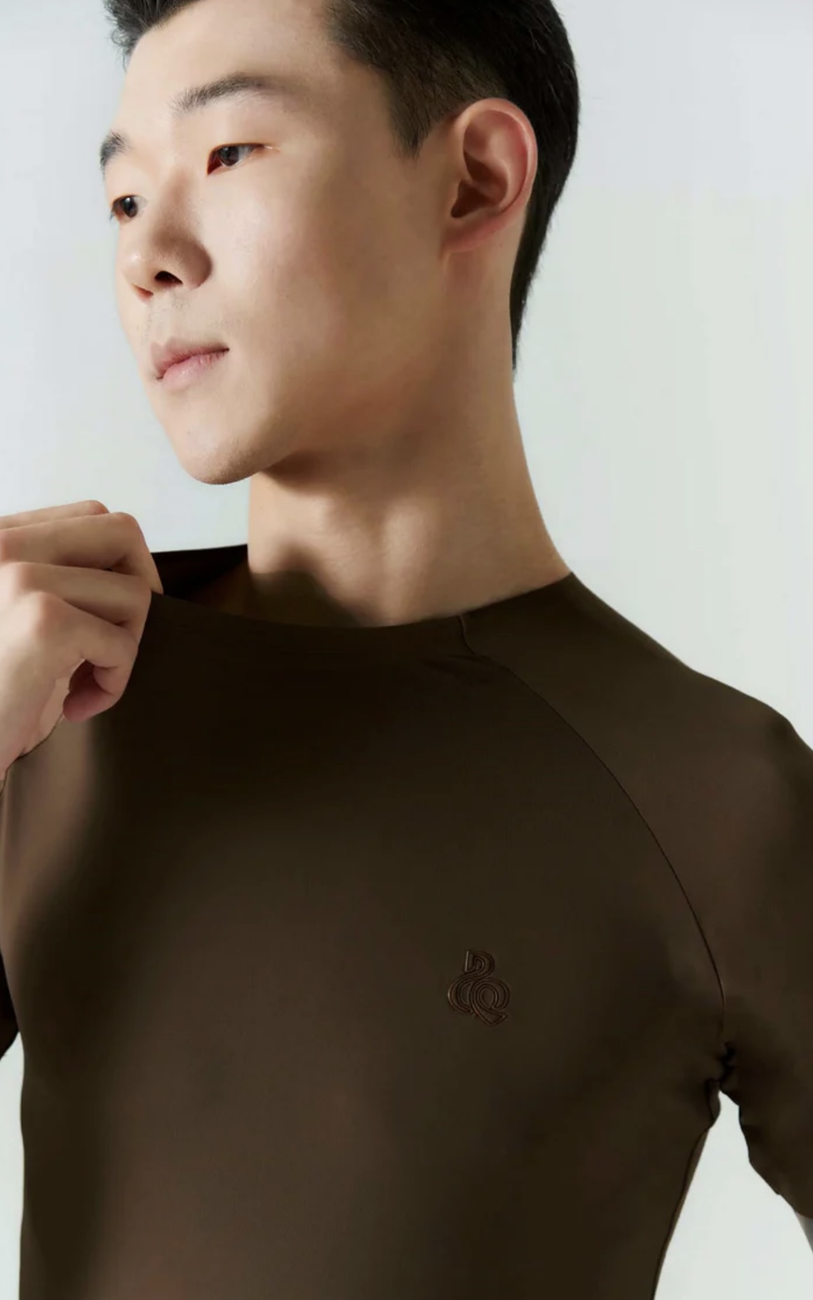 M052 - Brown