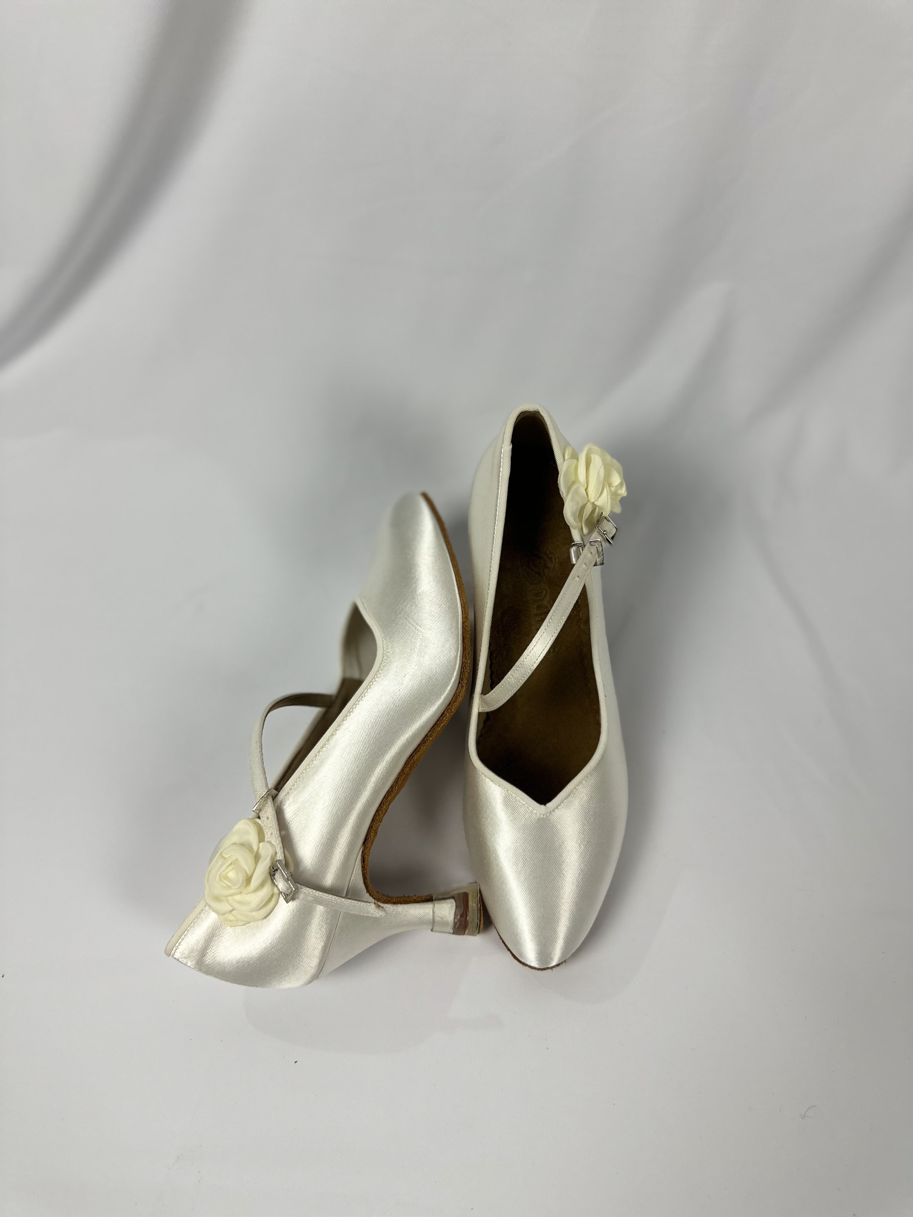 BD 1322 - White