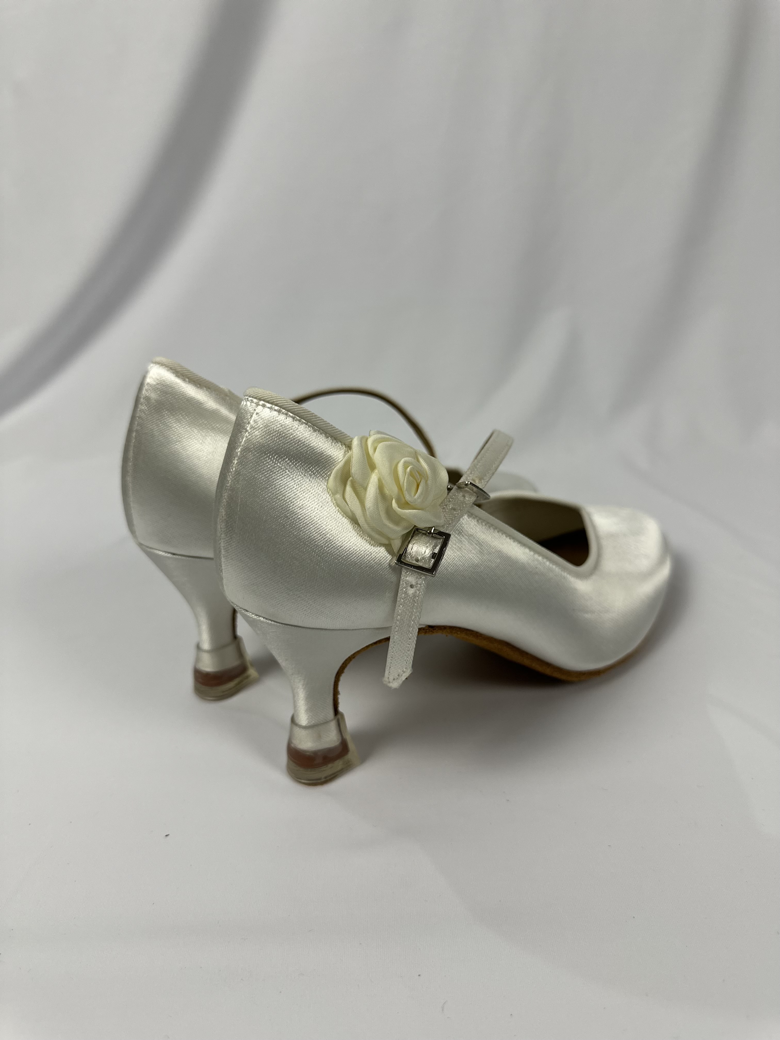 BD 1322 - White