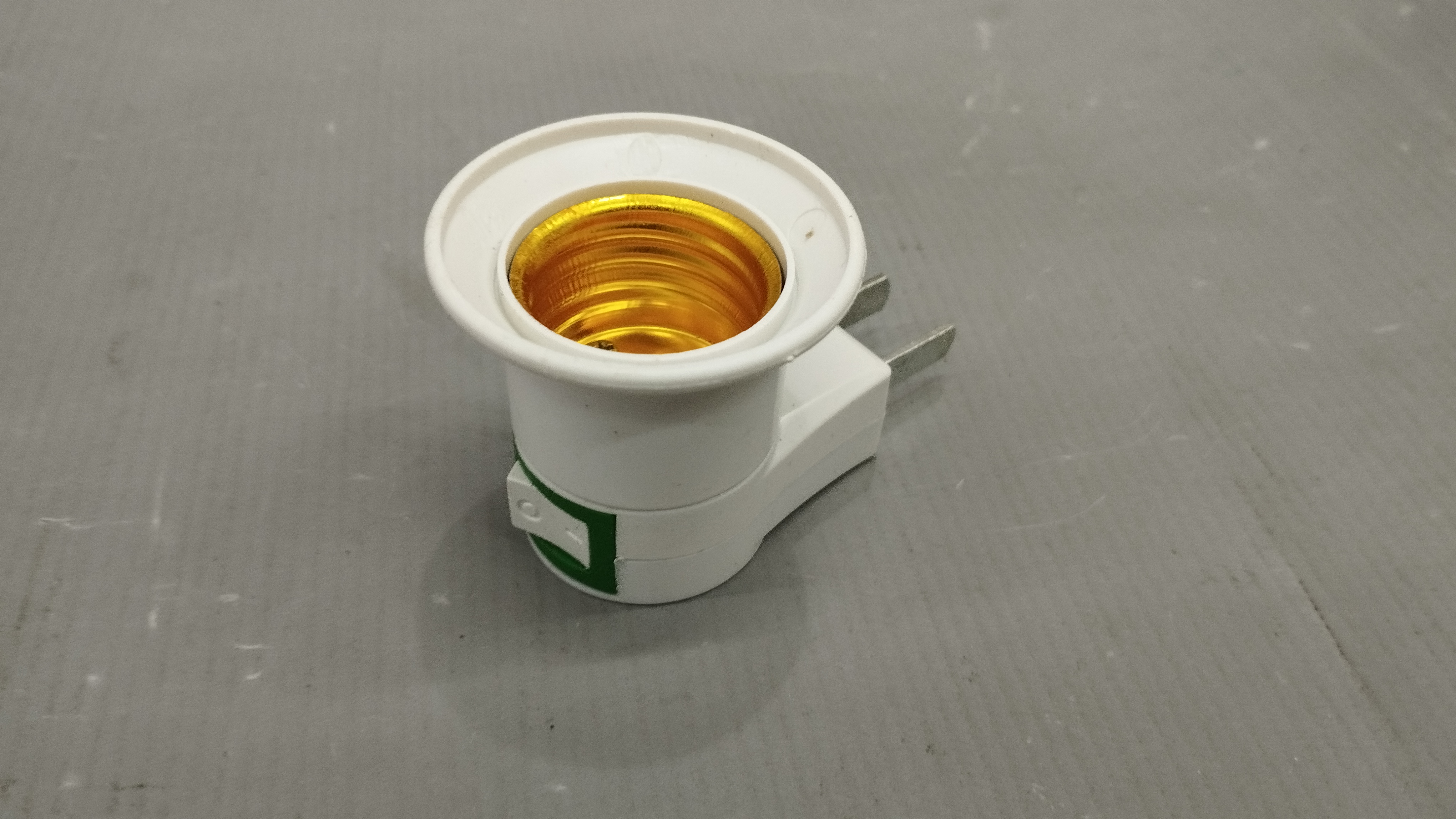 Porta lampara portátil con llave