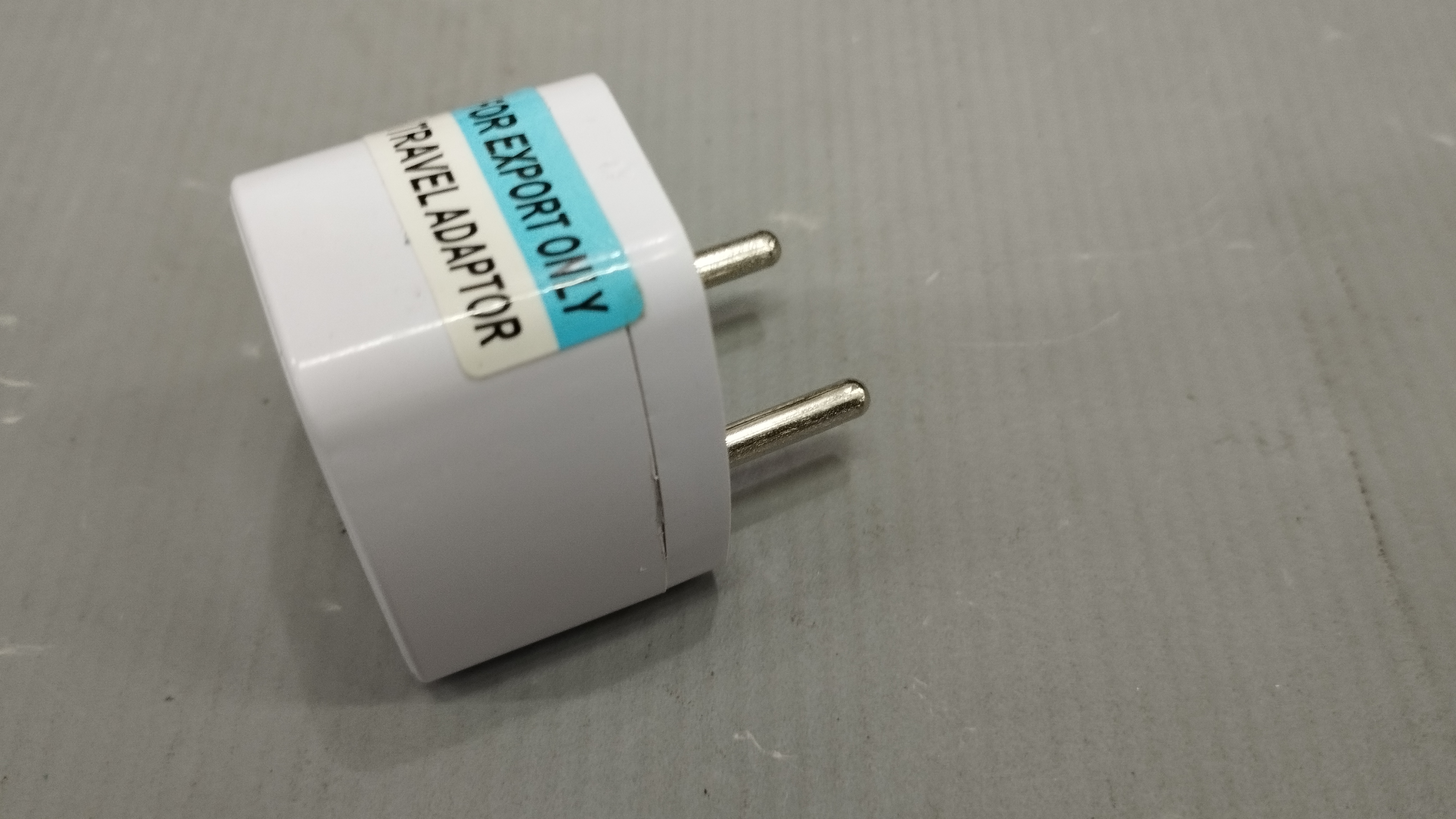 Adaptador universal patas redondas