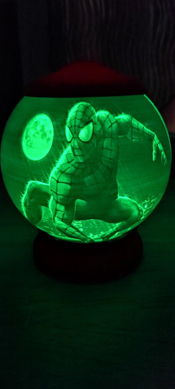 Lampe 3D spiderman