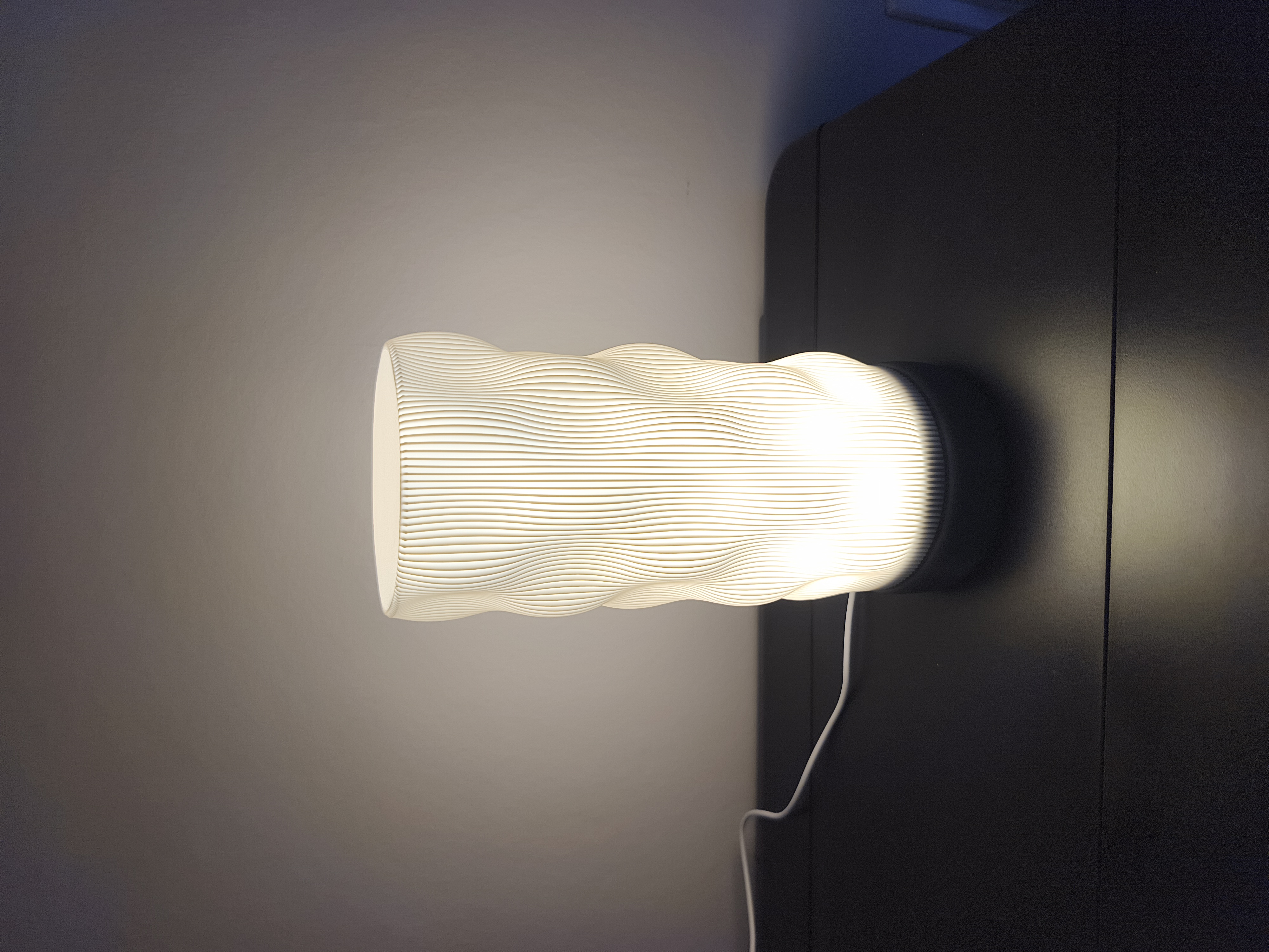 LED stalinė lempa su šilta šviesa (USB jungtis)