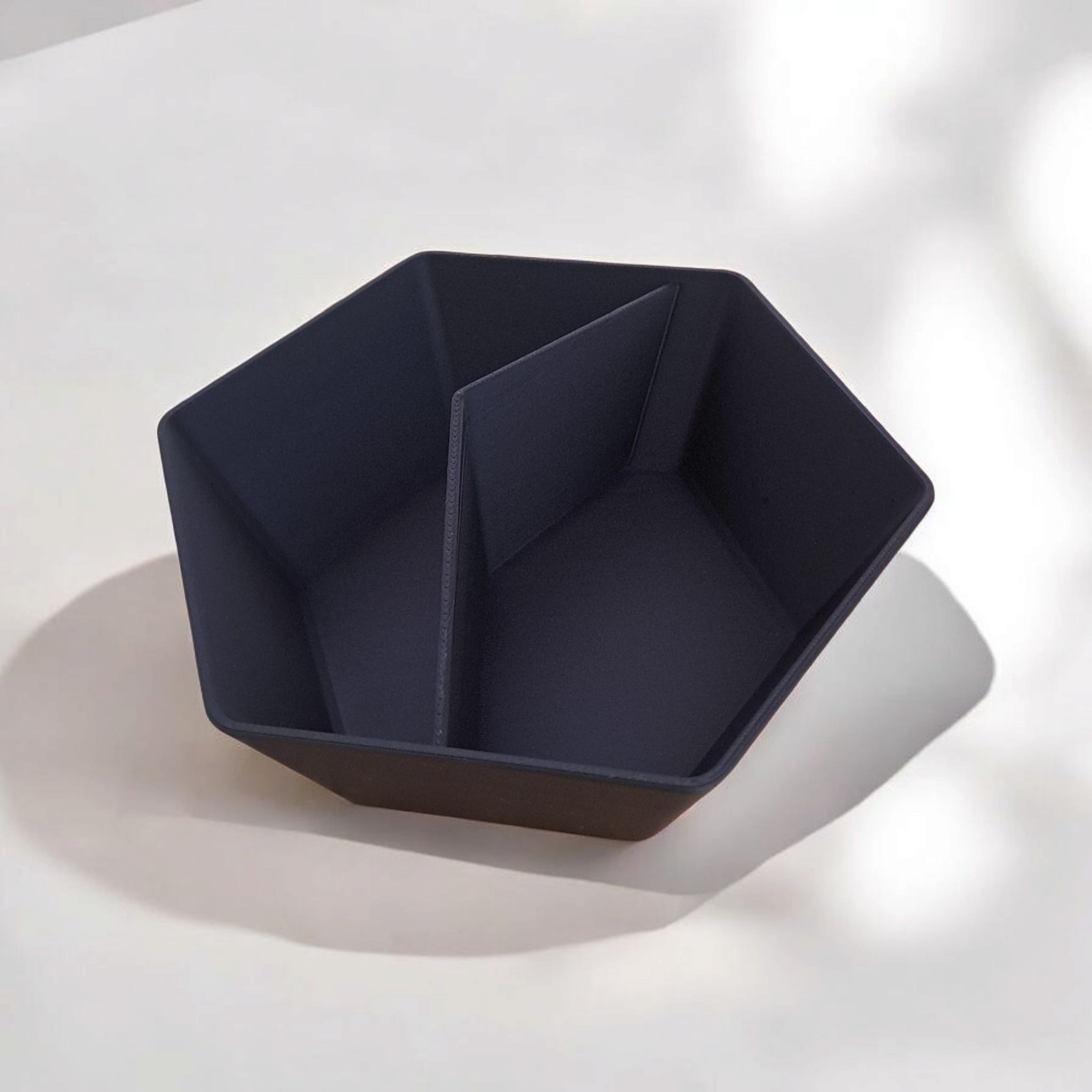 Dviejų skyrių užkandžių dubuo