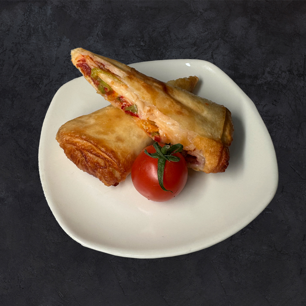 Pastırmalı Paçanga Böreği