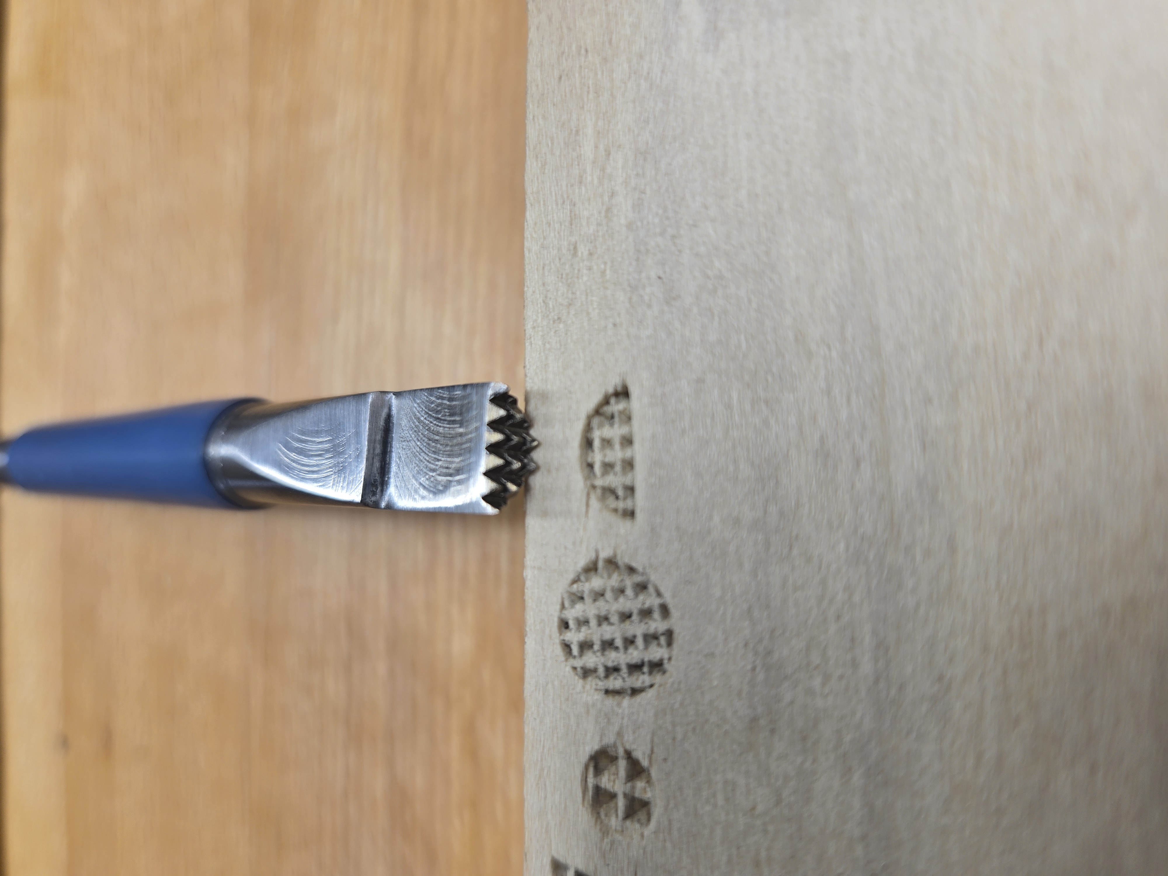 3/8 Fine Half Moon Stamp