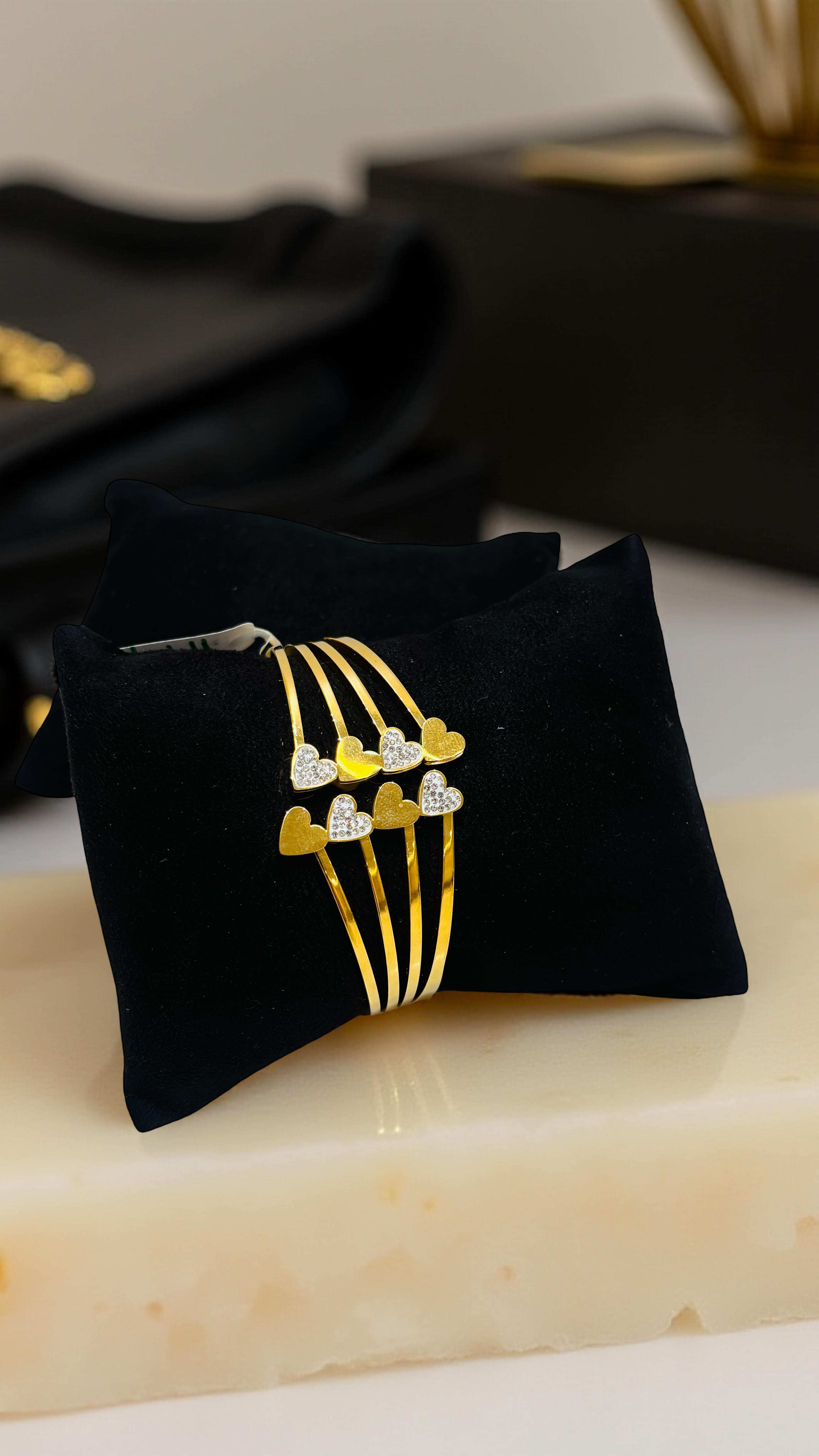 Hearts Gold-Plated Kada Bracelet