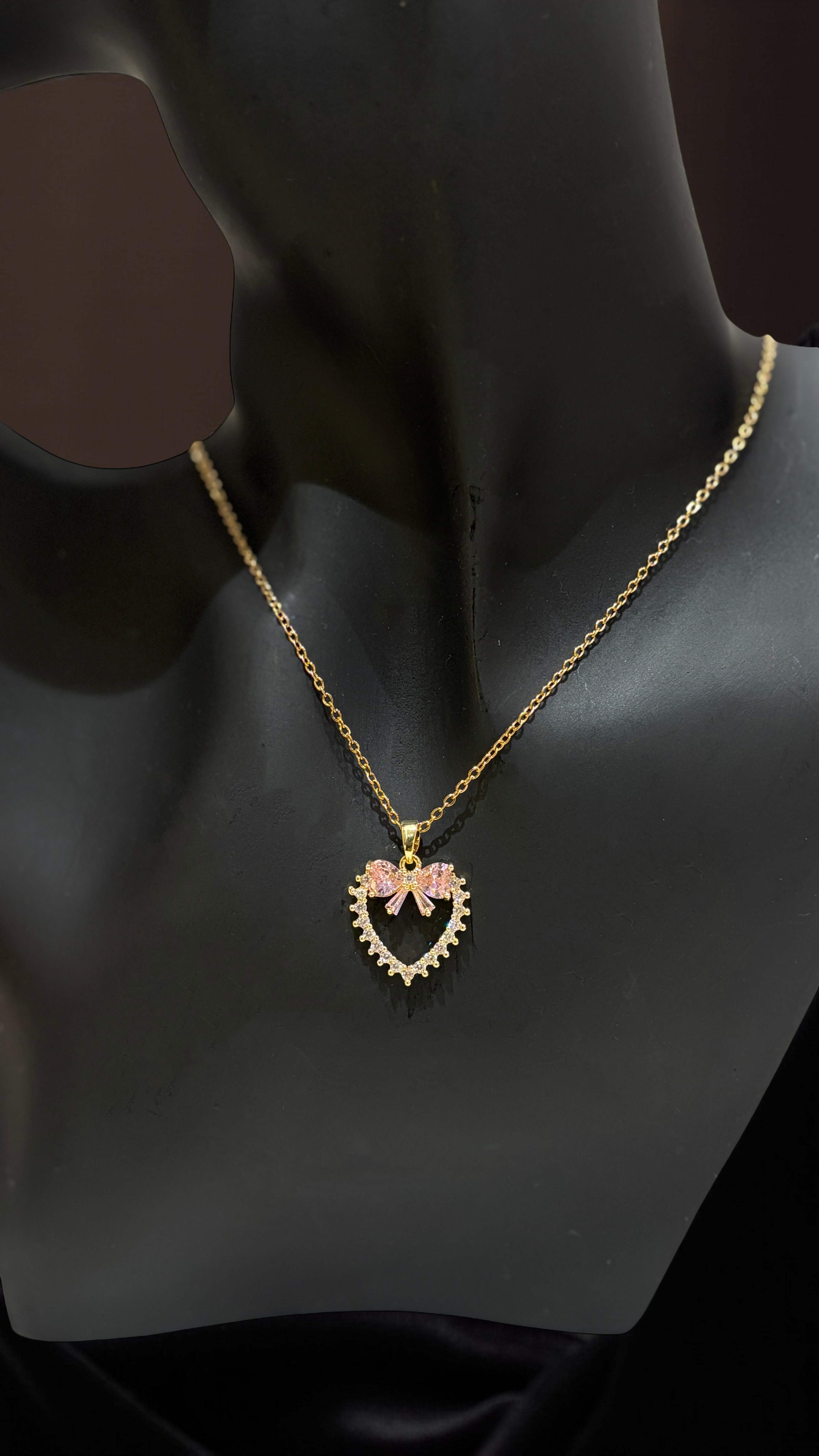 Gold Heart Pendant Necklace