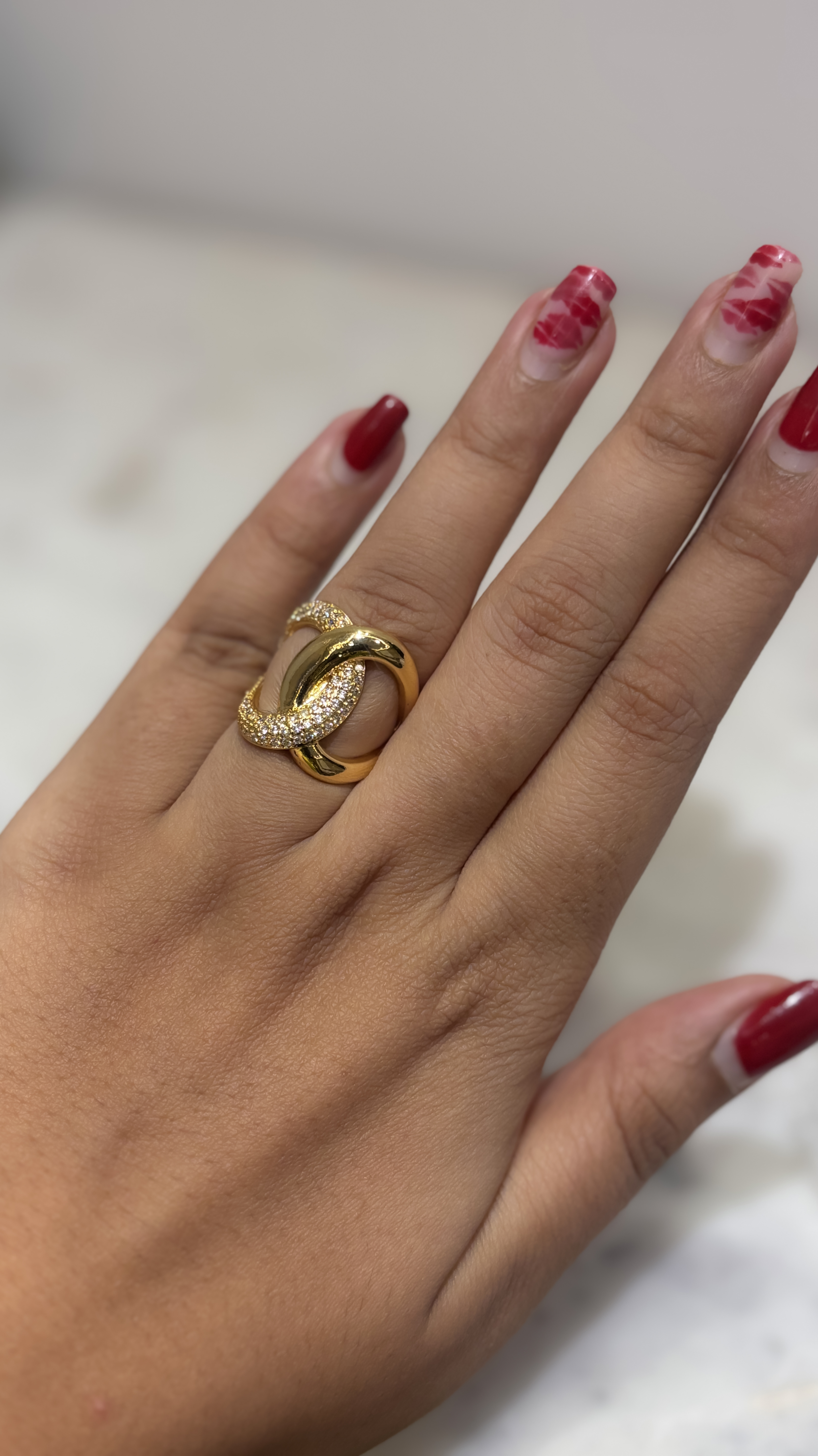 GAdjustable old Plated Interlocking Ring