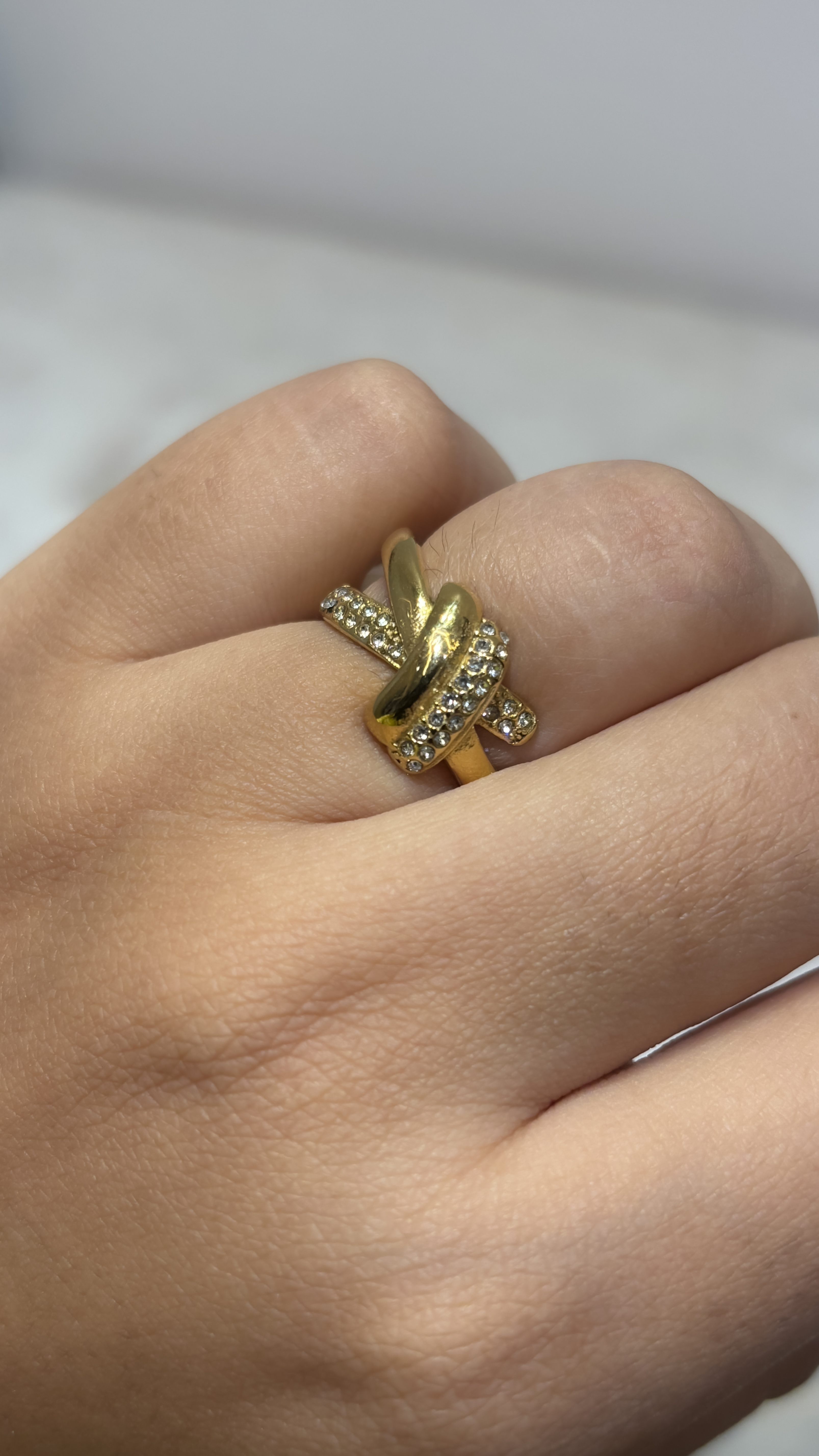 Adjustable ribbon shaped ring