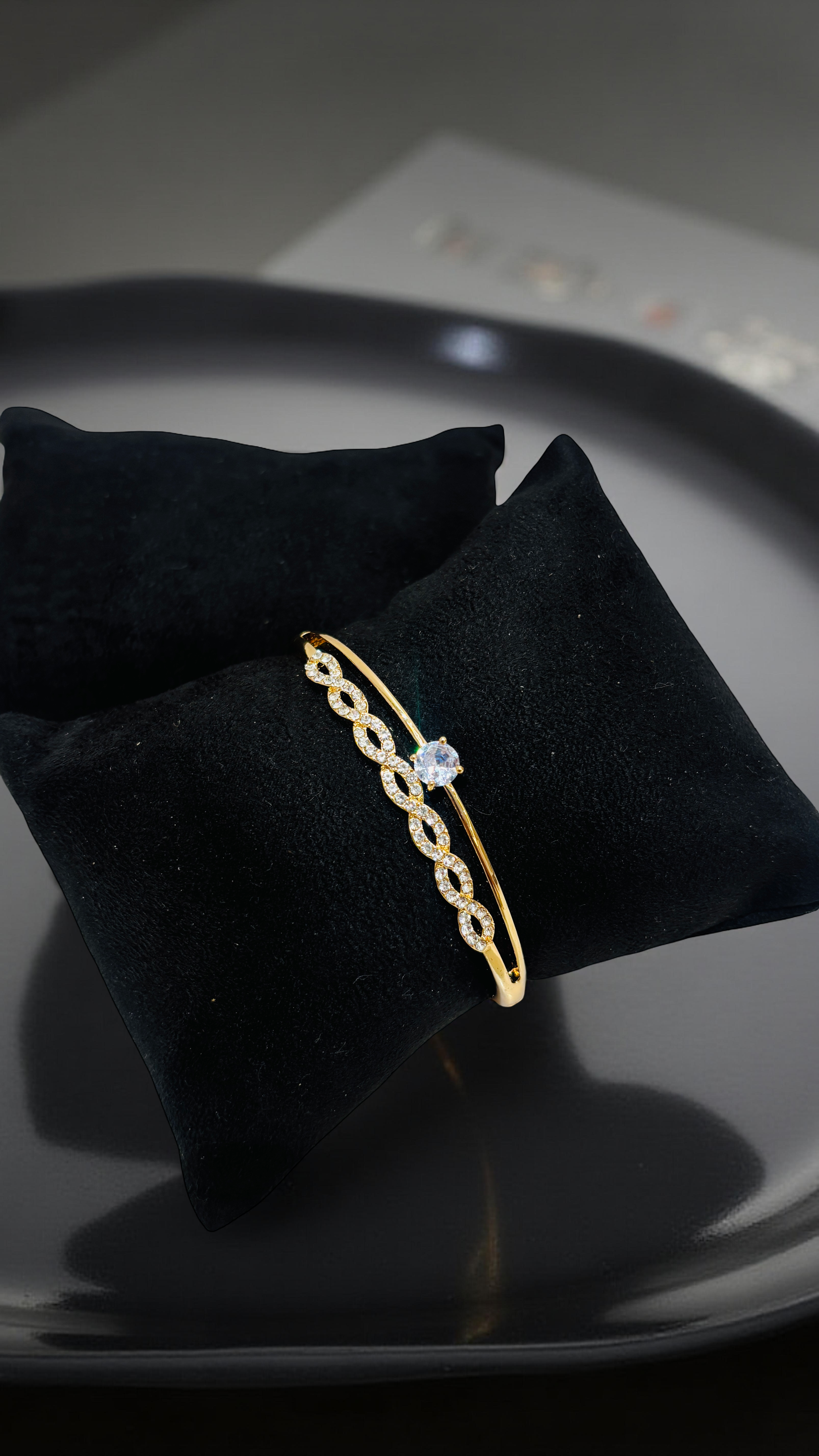 Fancy Golden crystal kada 