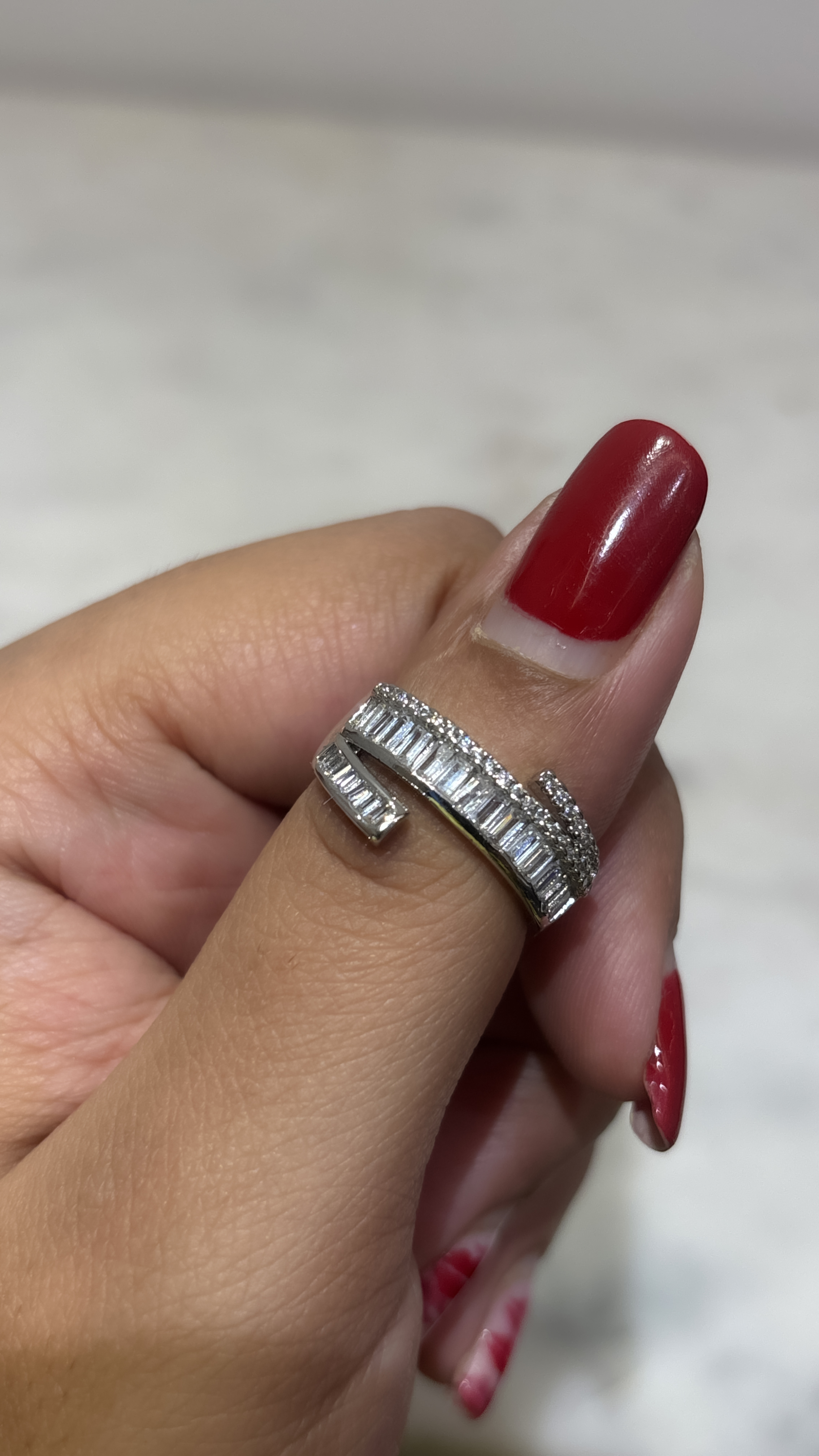 Elegant Silver Adjustable Ring