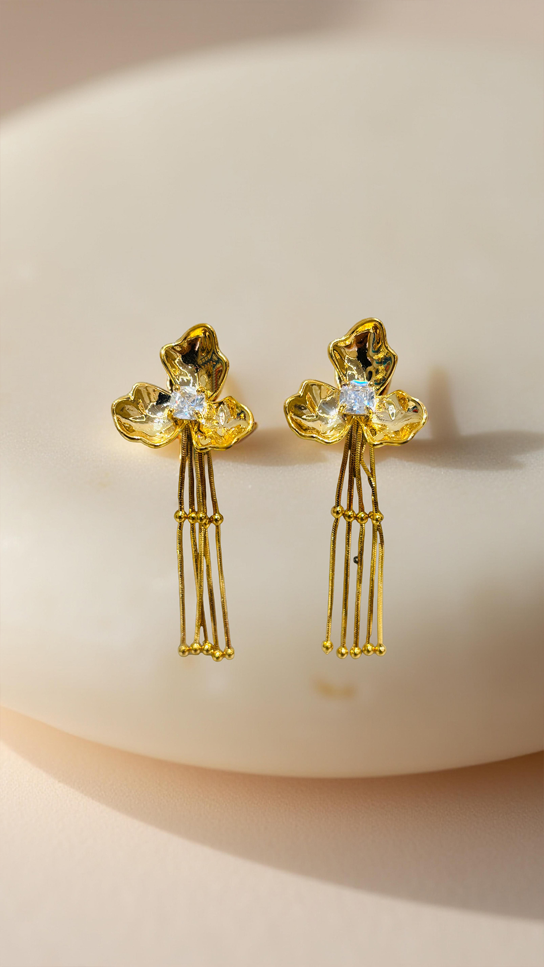 Elegant Golden  Floral Earrings