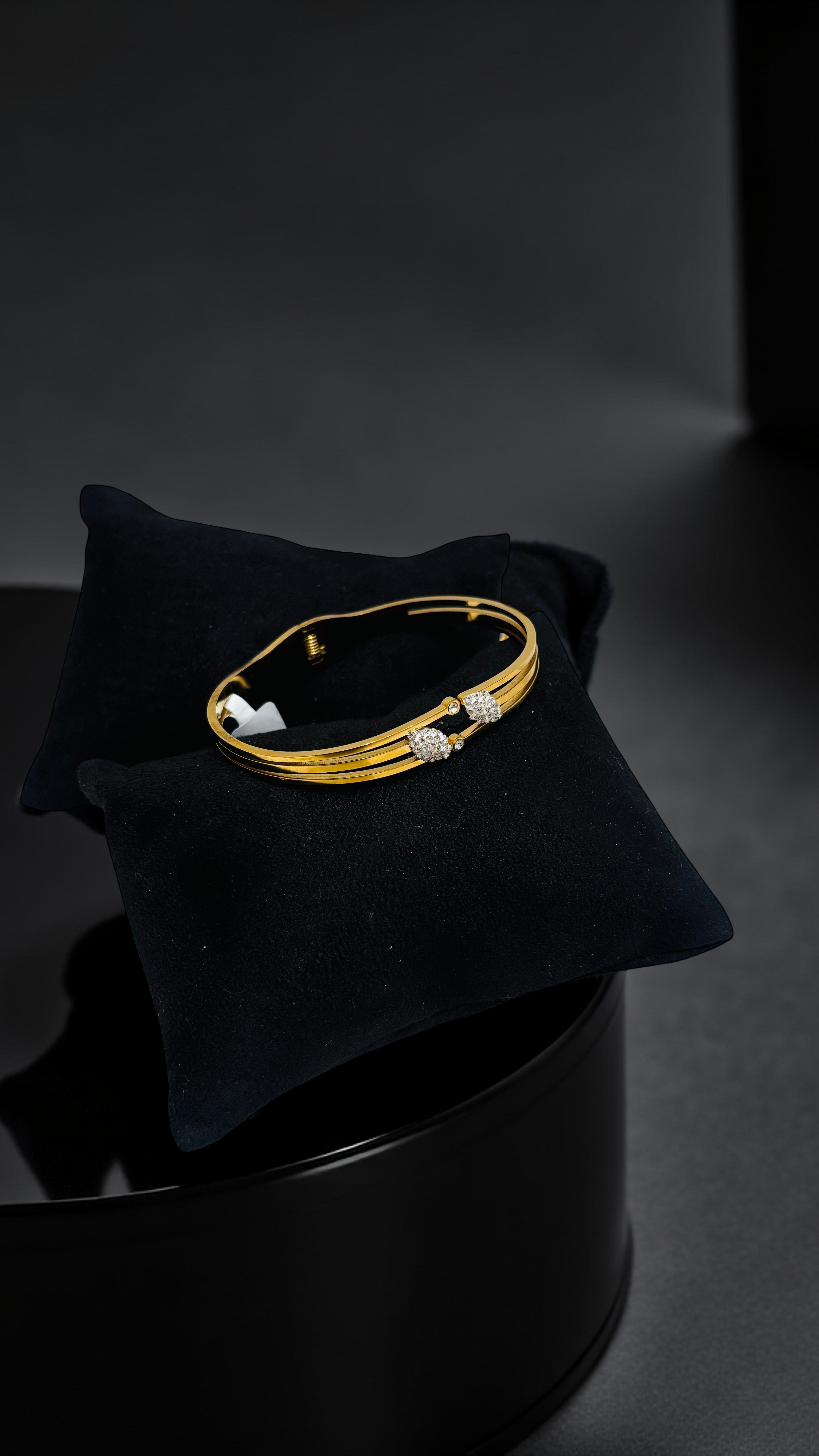 Elegant Gold Kada Bracelet