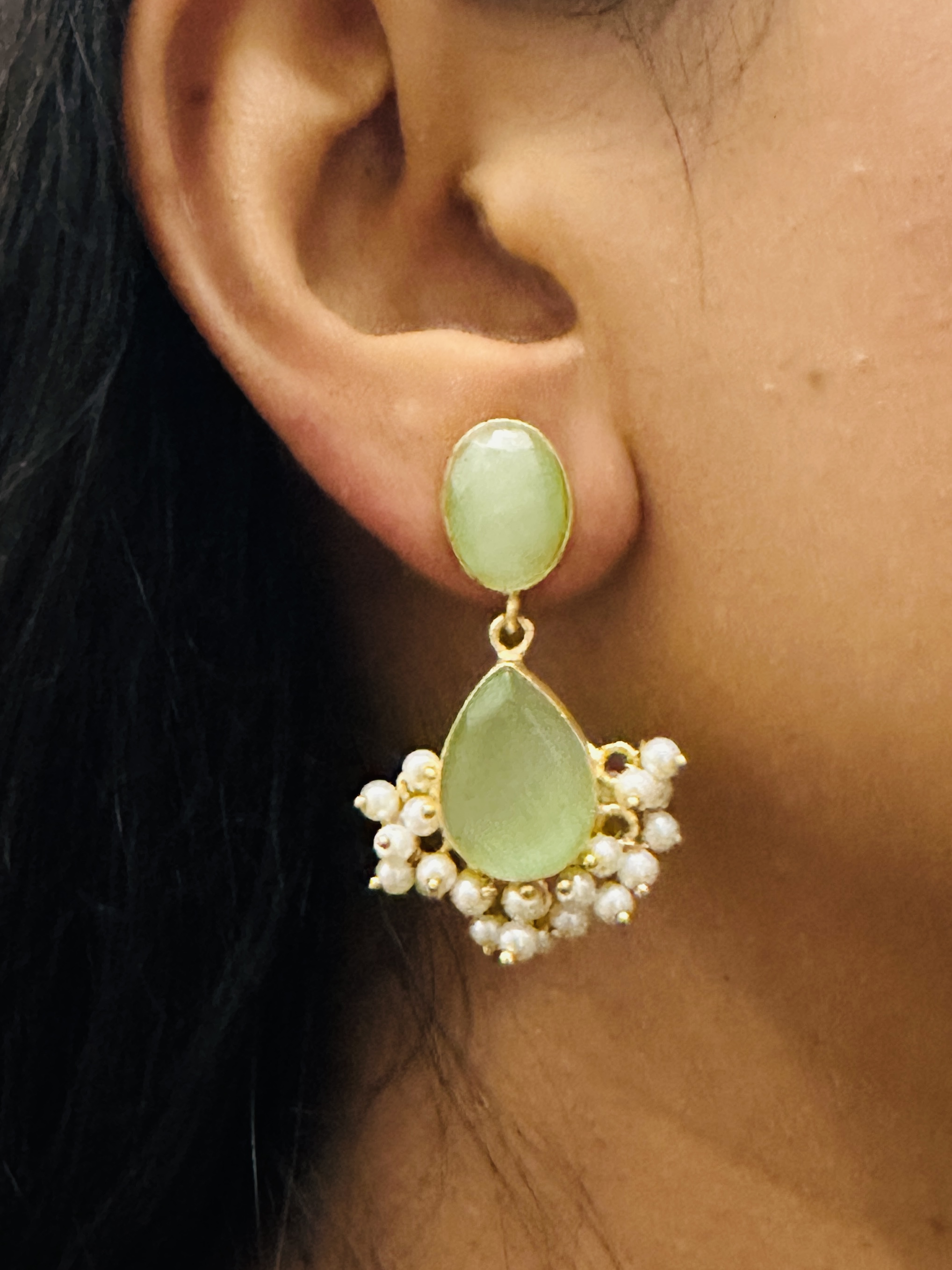 Elegant Green Stone Pearl Earrings