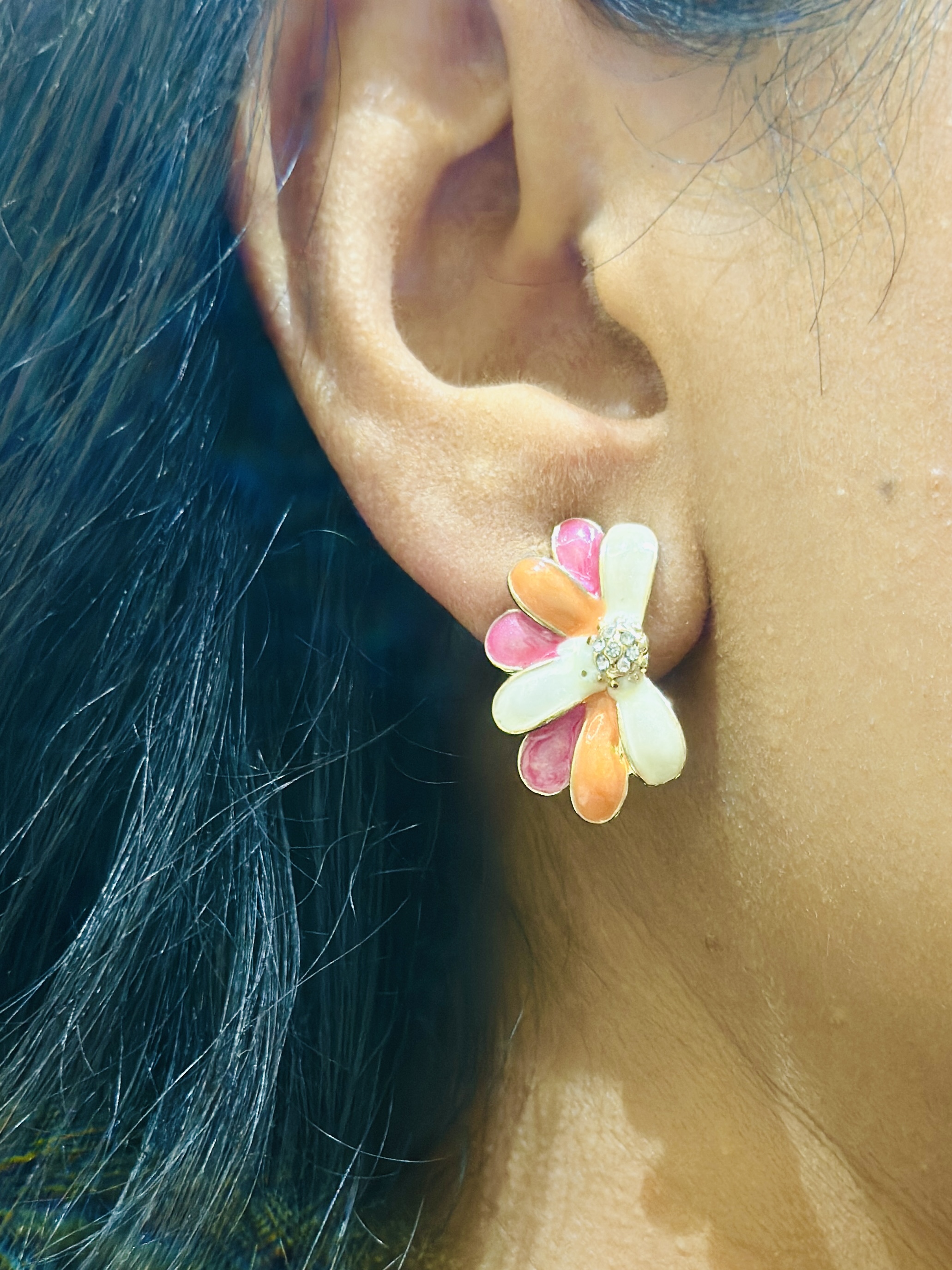 ENAMEL FLOWER EARRINGS 