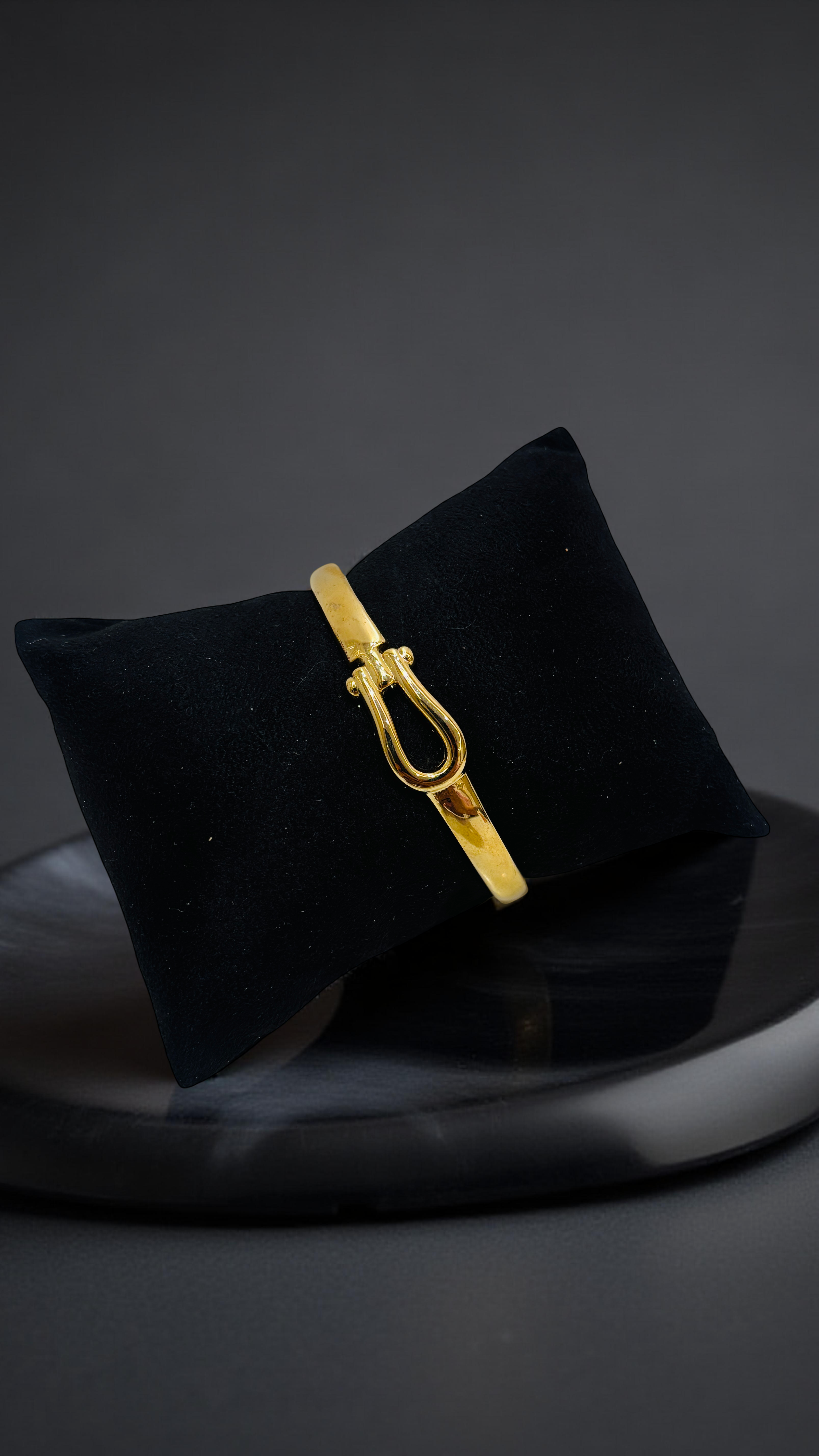 Elegant Golden Kada Bracelet