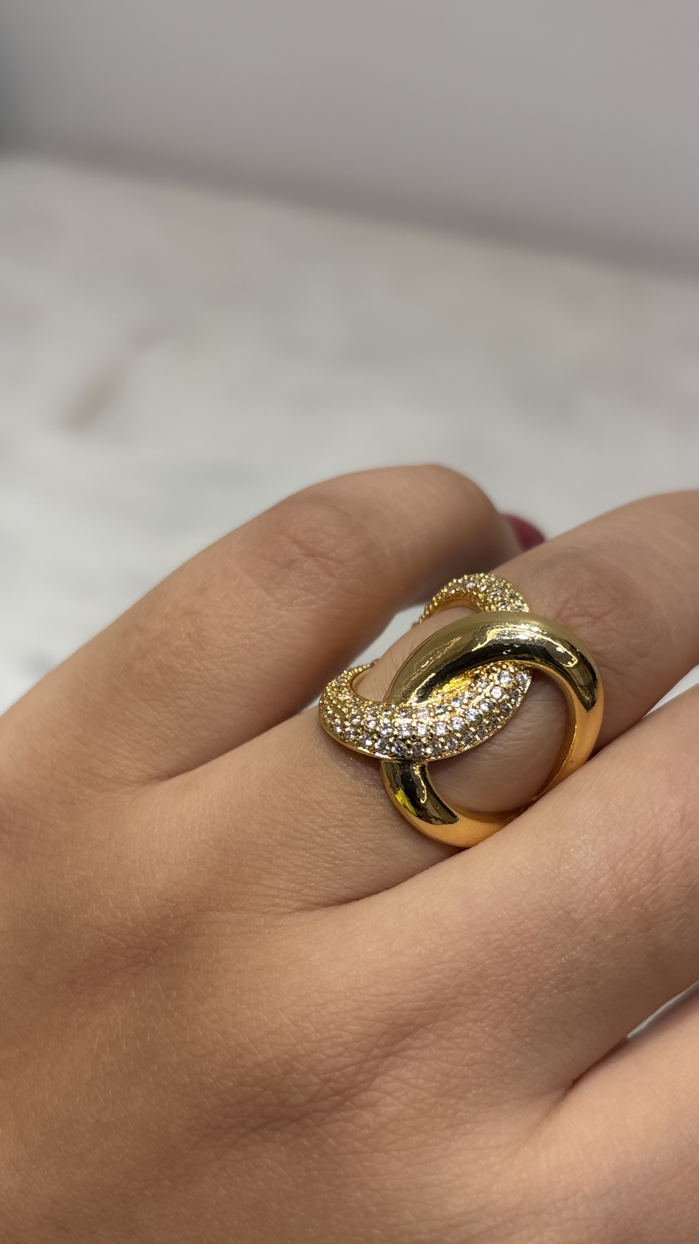 GAdjustable old Plated Interlocking Ring