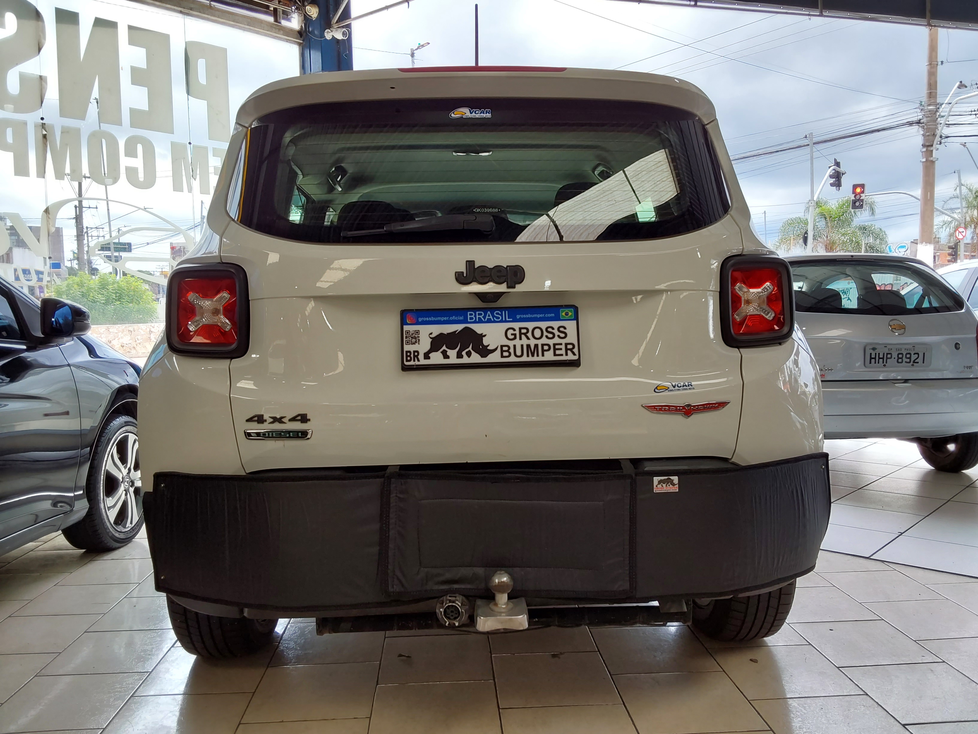 SUVs Médios e Compactos