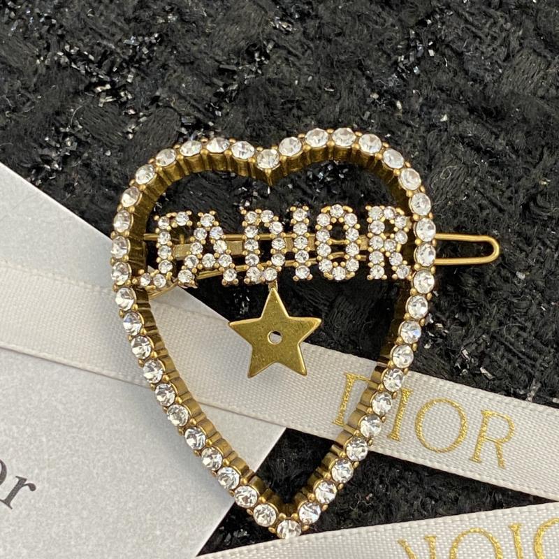 Heart-Shaped Rhinestone Hair Clip