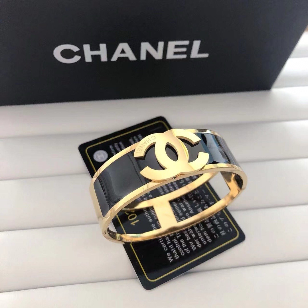 Black and Gold Bangle Bracelet