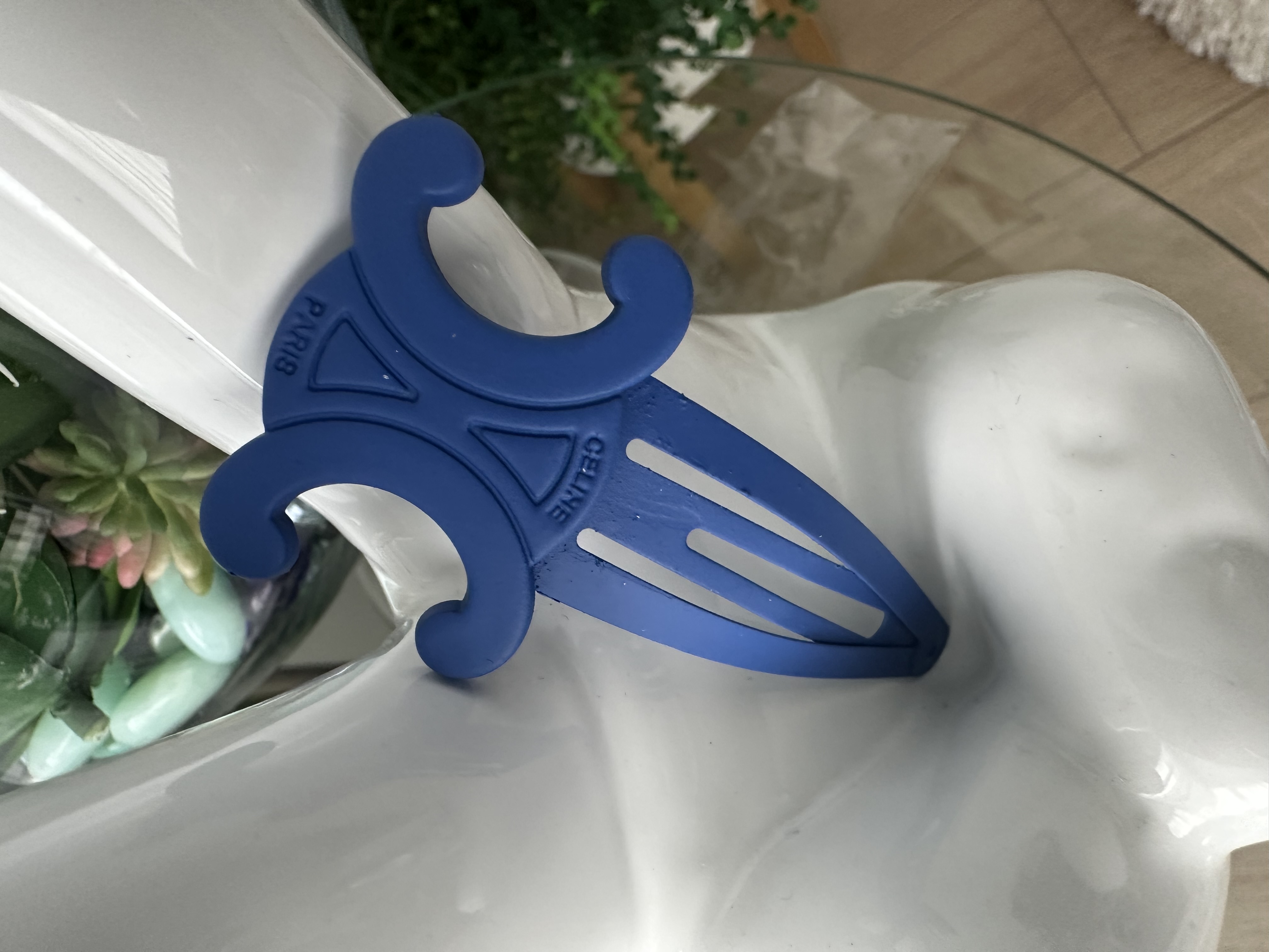 Blue Paw-shaped Hair Clip