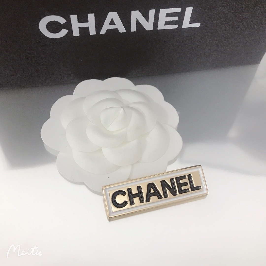 Chanel Gold-Tone Pin Brooch