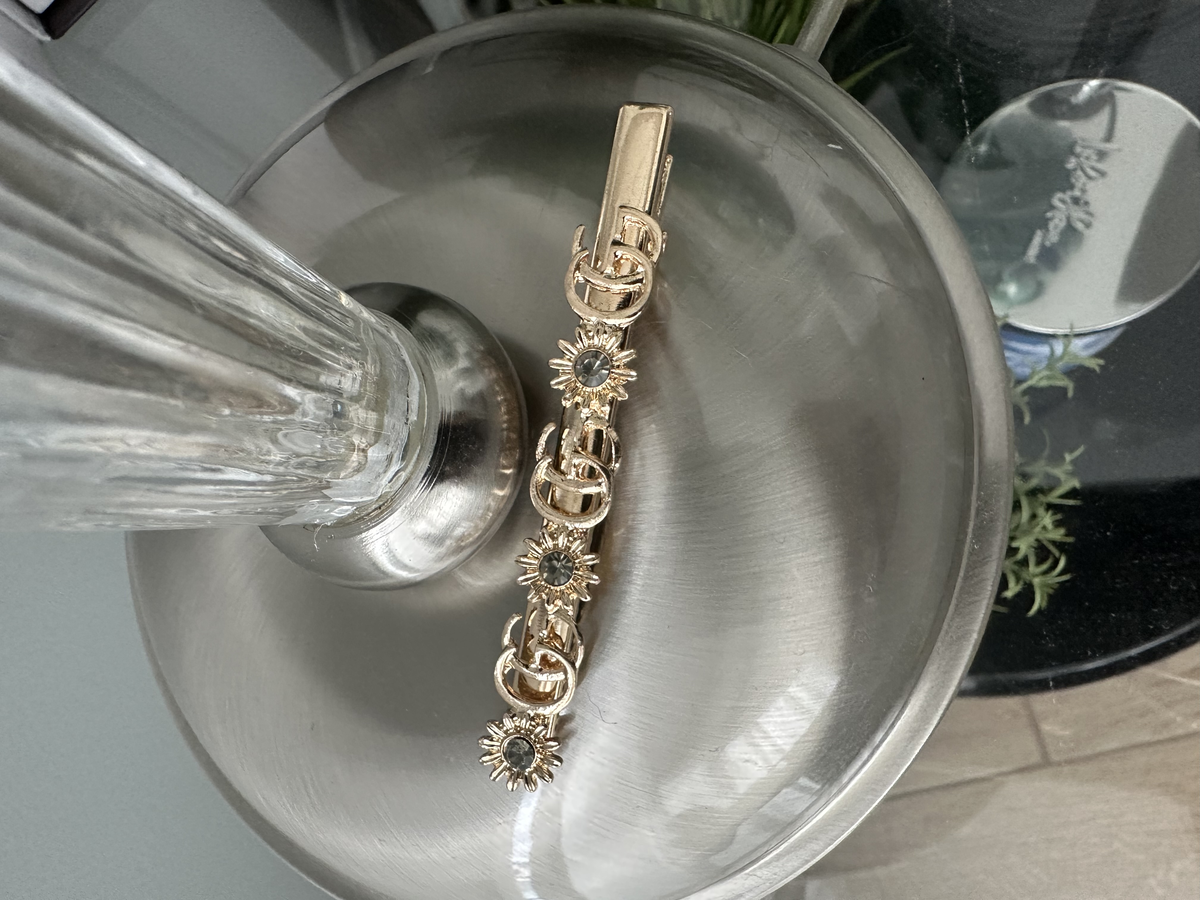 Golden Floral Hair Clip